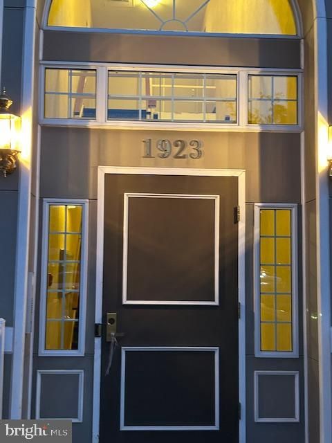 1923 WILSON LANE 201 MCLEAN VA 22102