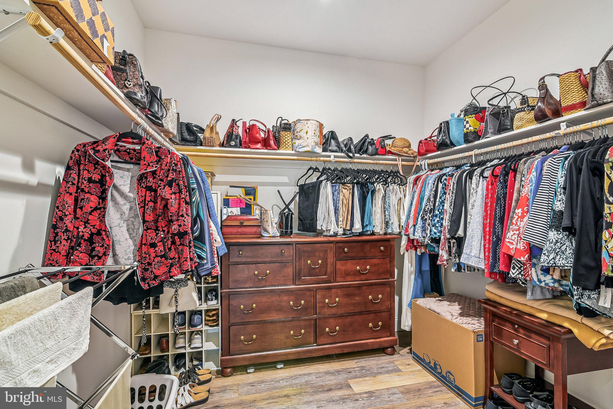 ROSE HILL - Residential