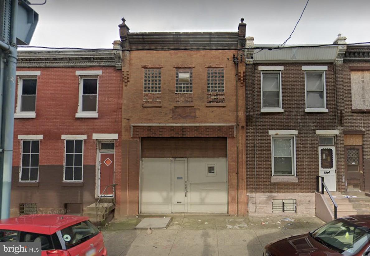 KENSINGTON - Commercial Sale