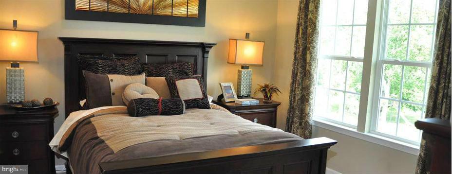 ENCLAVE AT QUARRY PLACE - Residential