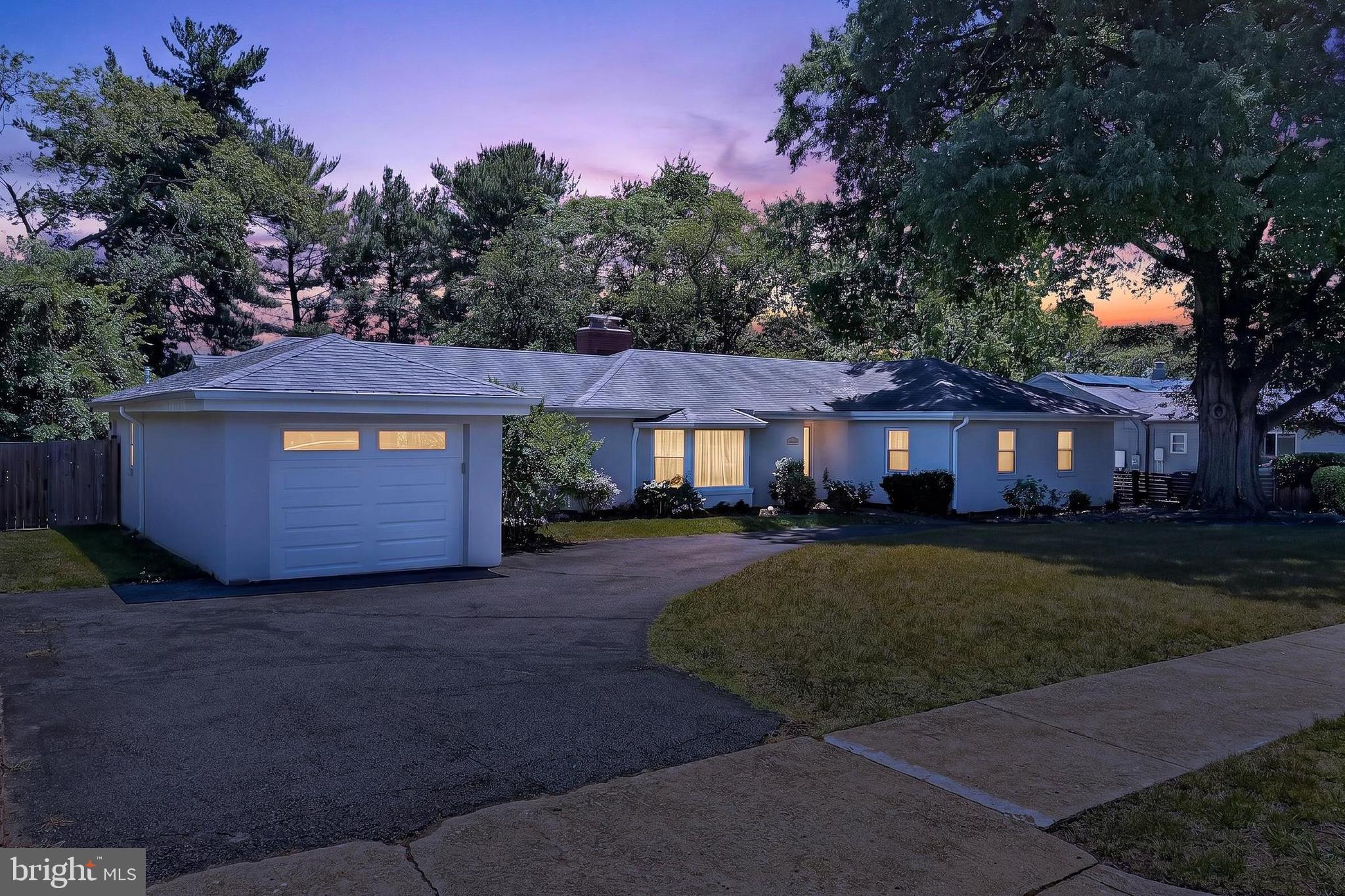 201 LONGVIEW DRIVE