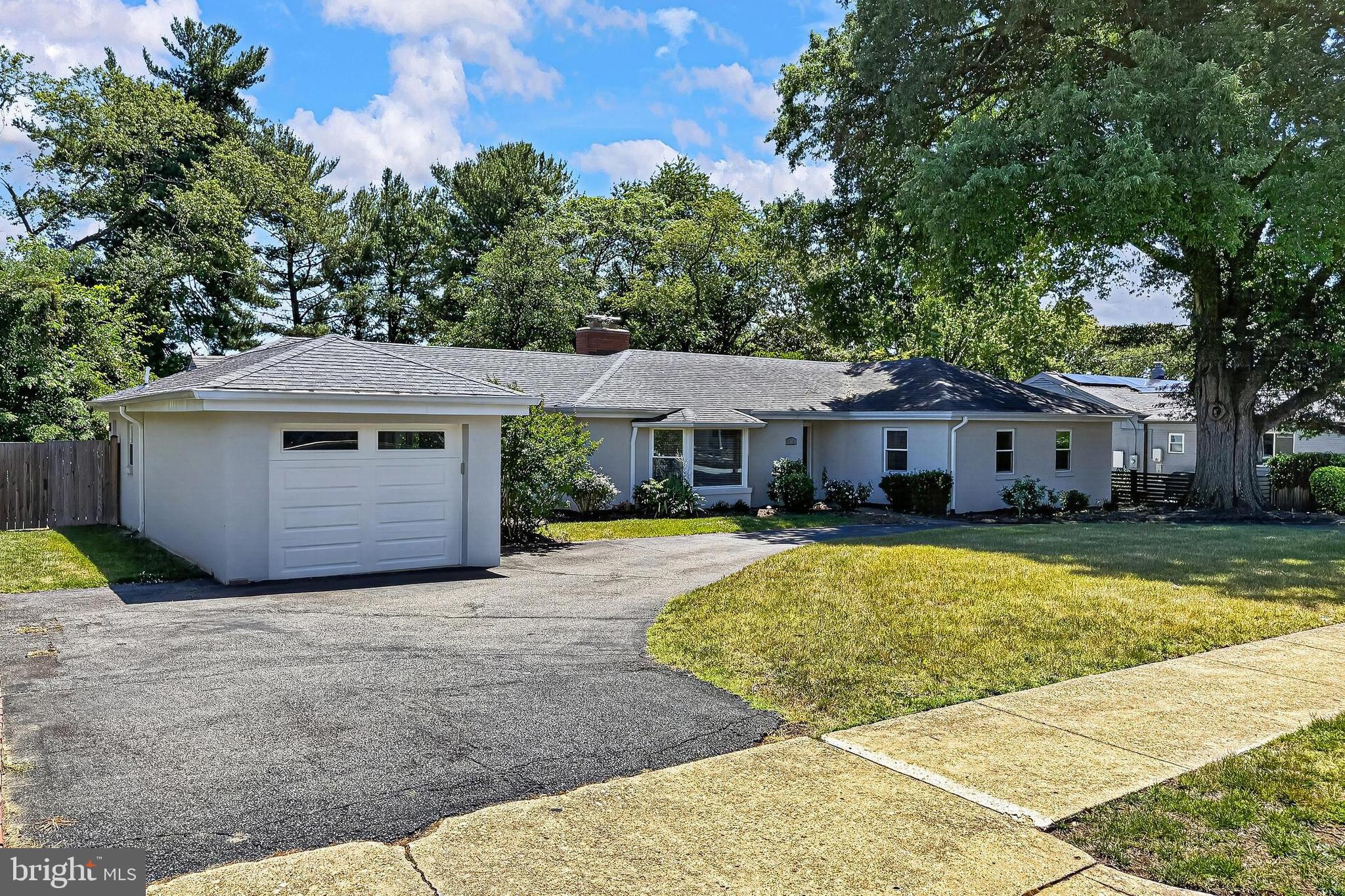 201 LONGVIEW DRIVE