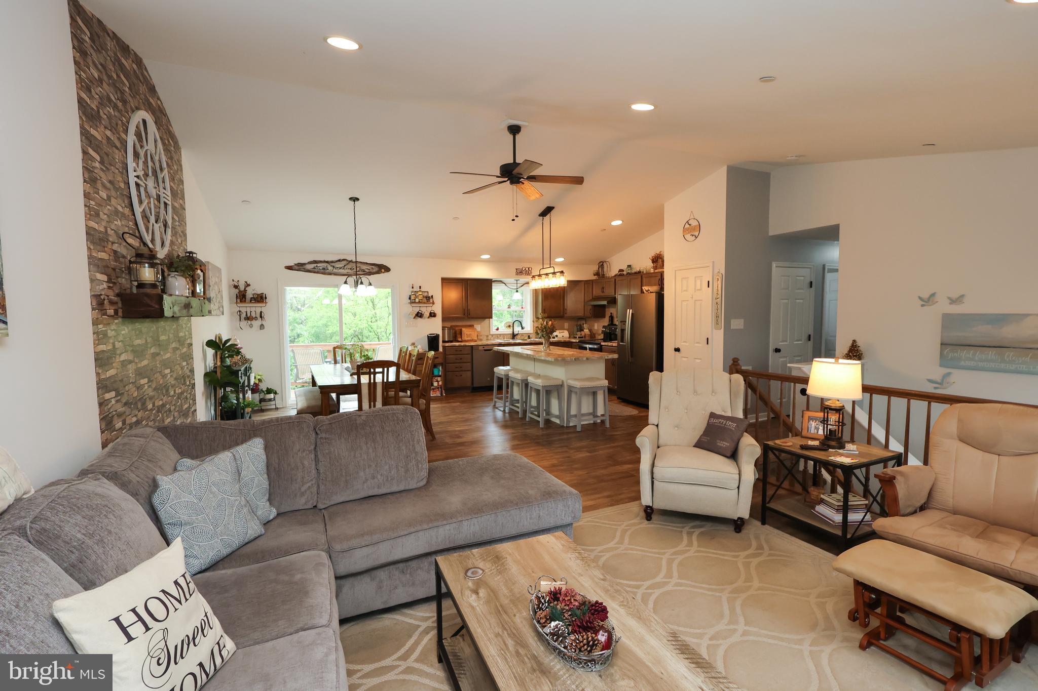 COLLINGWOOD ESTATES - Residential