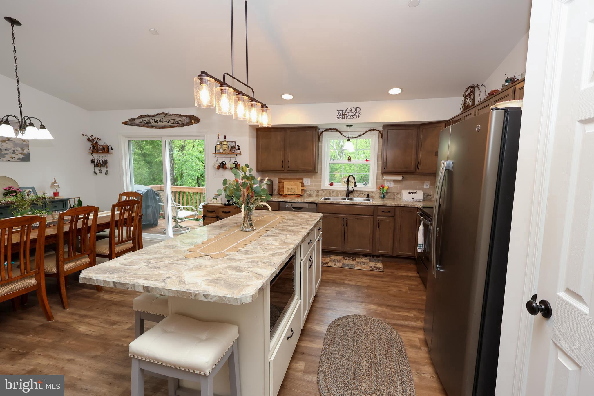 COLLINGWOOD ESTATES - Residential