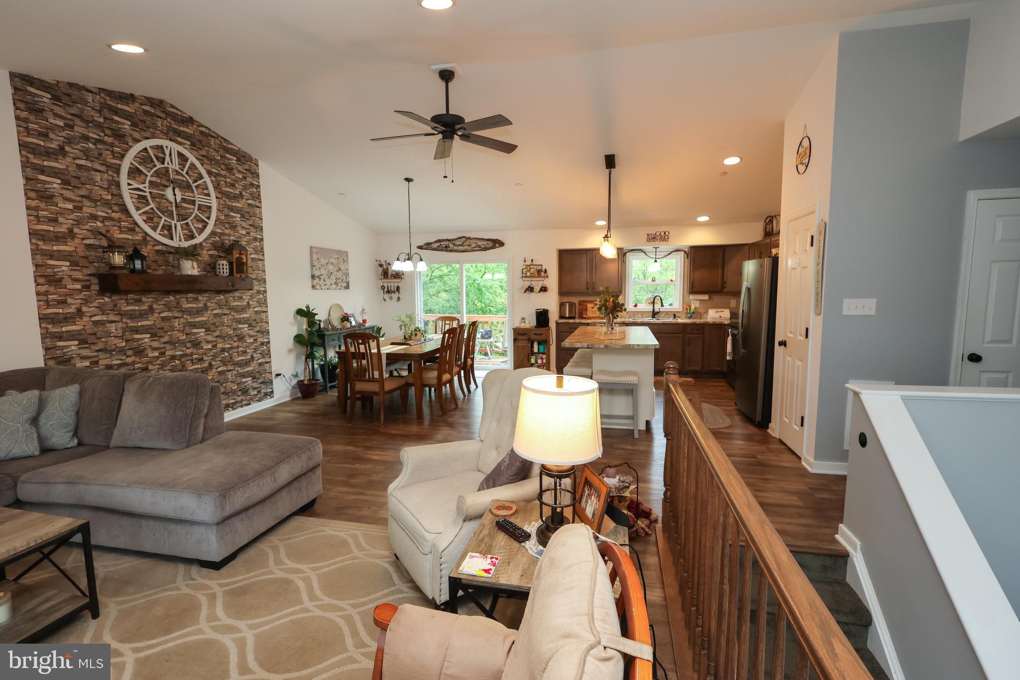 COLLINGWOOD ESTATES - Residential