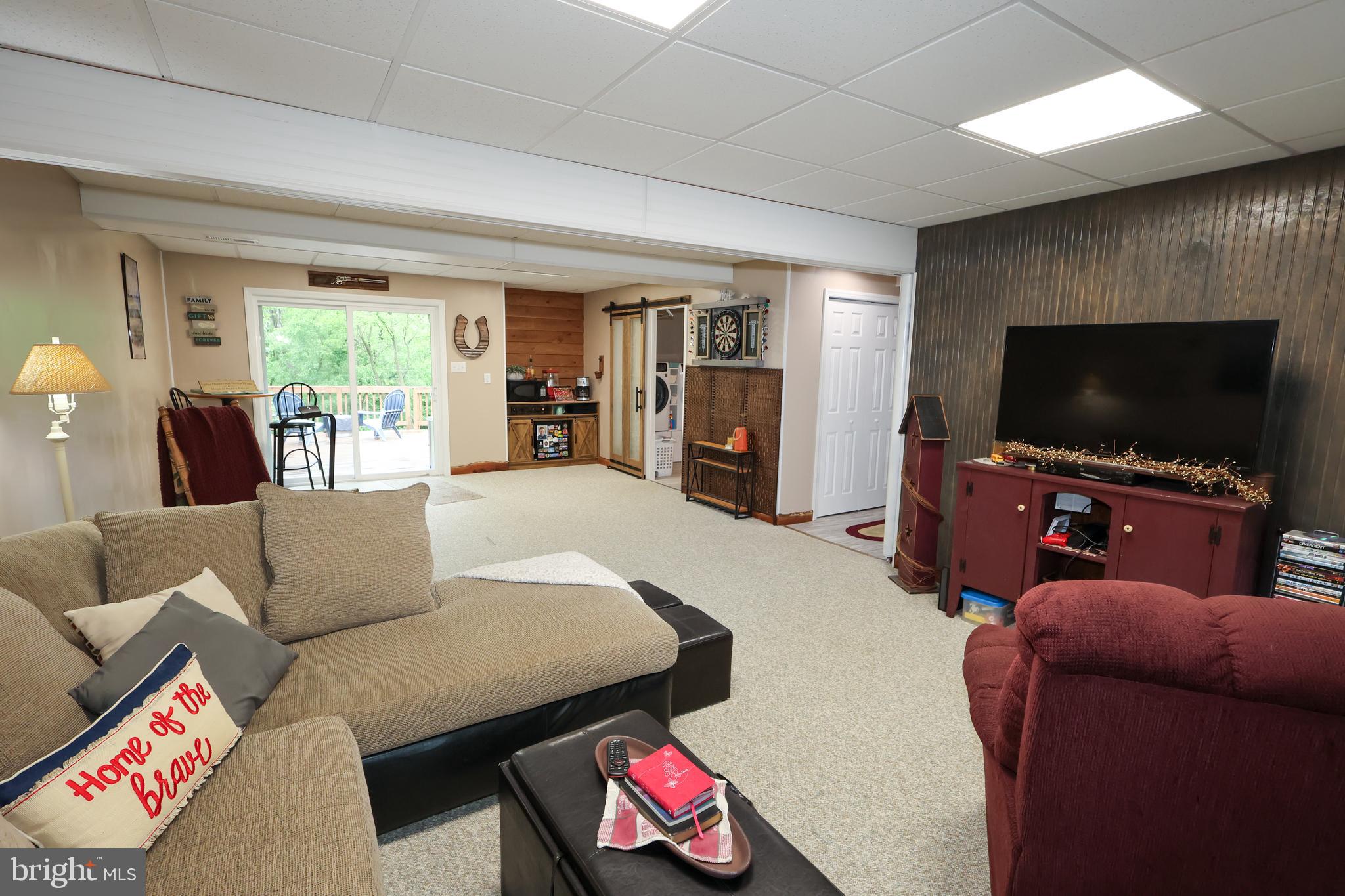 COLLINGWOOD ESTATES - Residential