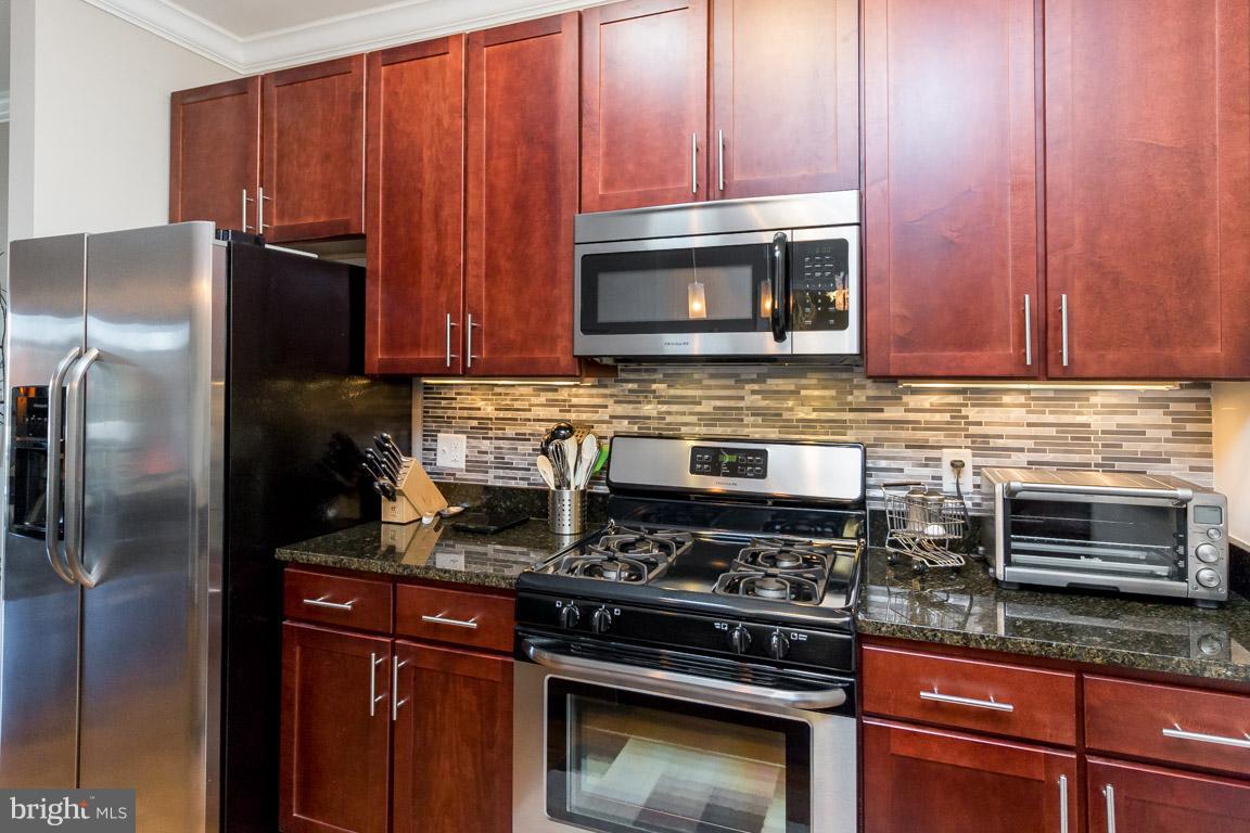 ISABELLA AT MONTICELLO MEWS - Residential Lease