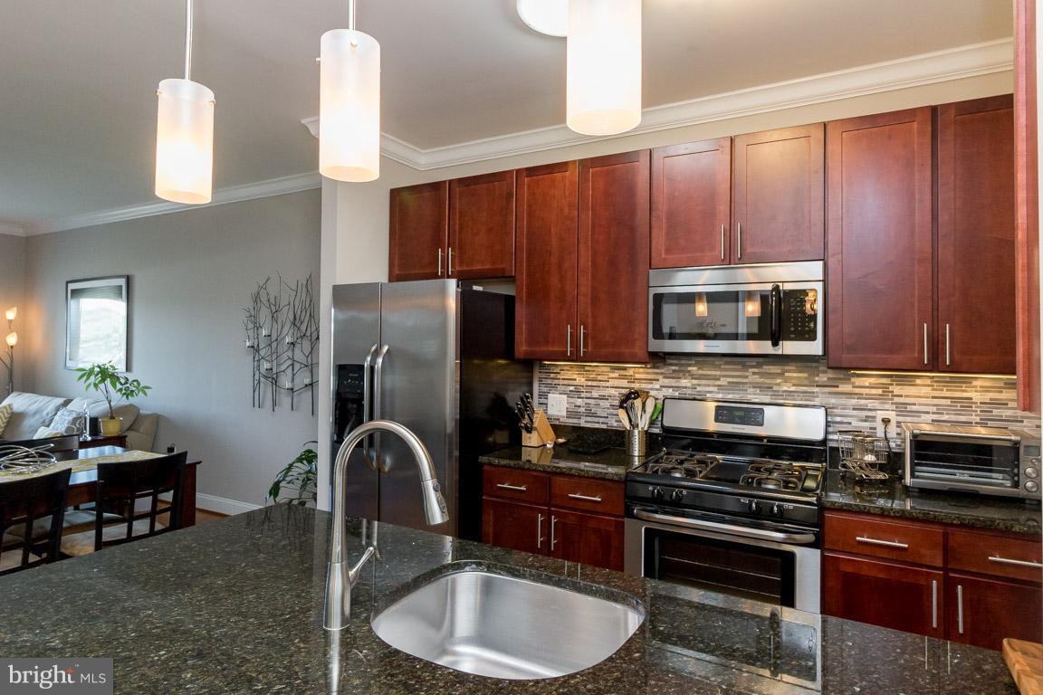 ISABELLA AT MONTICELLO MEWS - Residential Lease