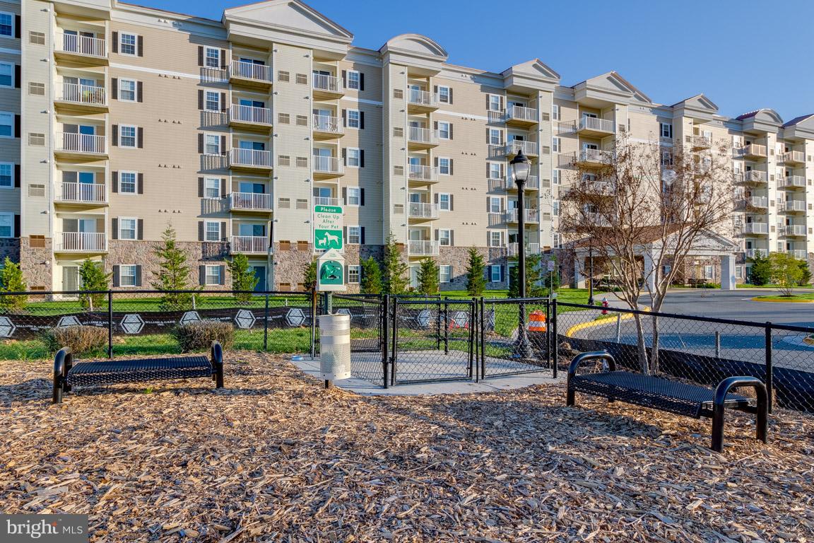 ISABELLA AT MONTICELLO MEWS - Residential Lease