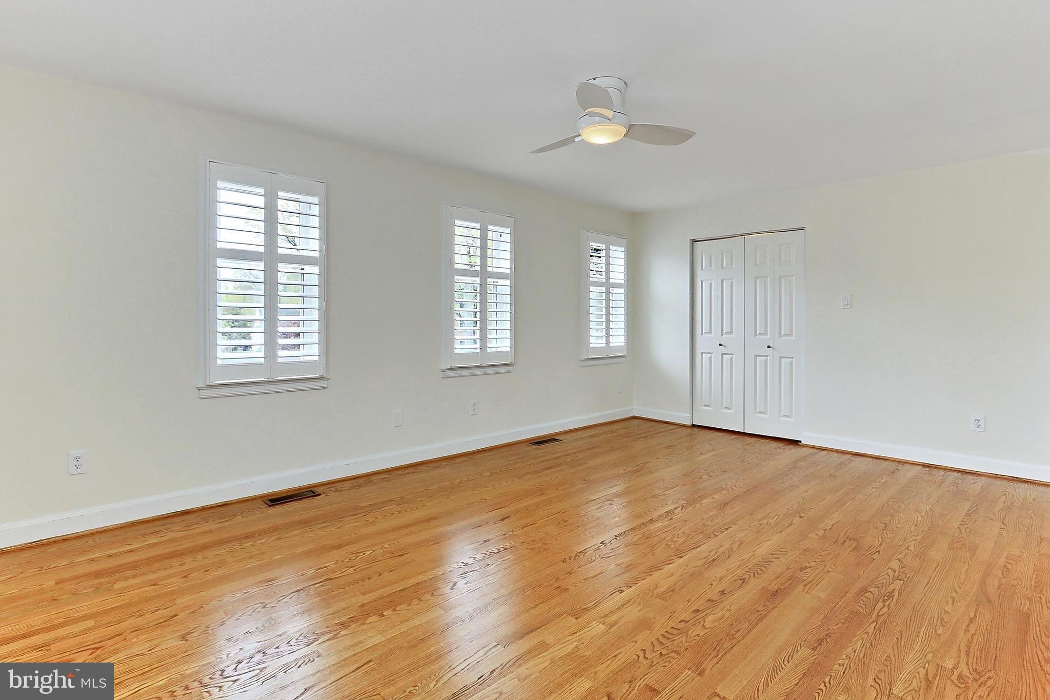 COURT DES MAISONS - Residential