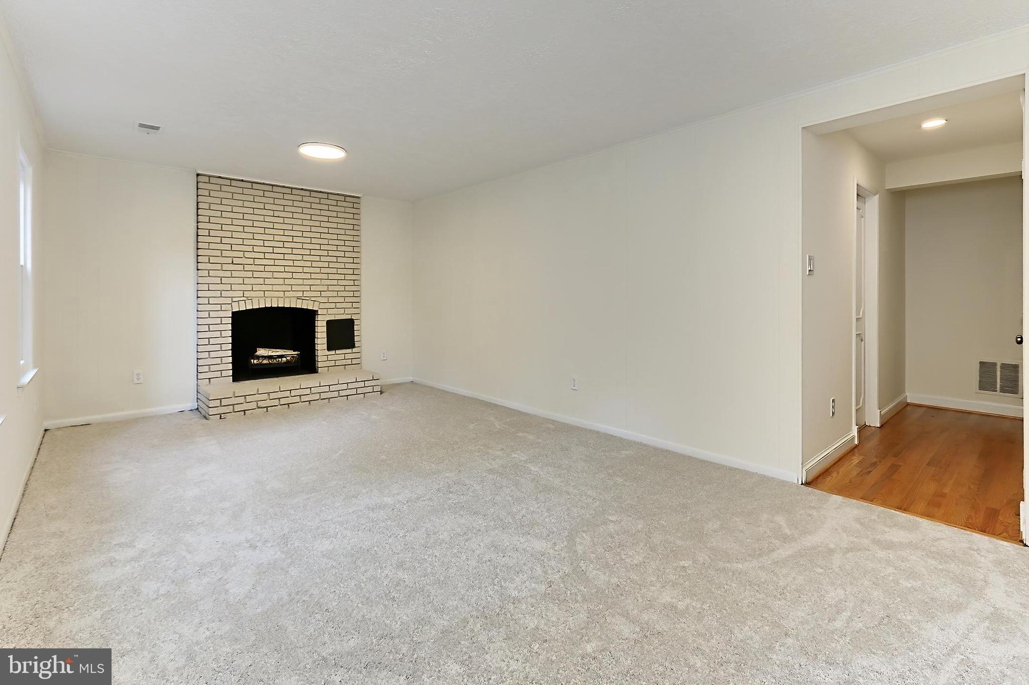 COURT DES MAISONS - Residential