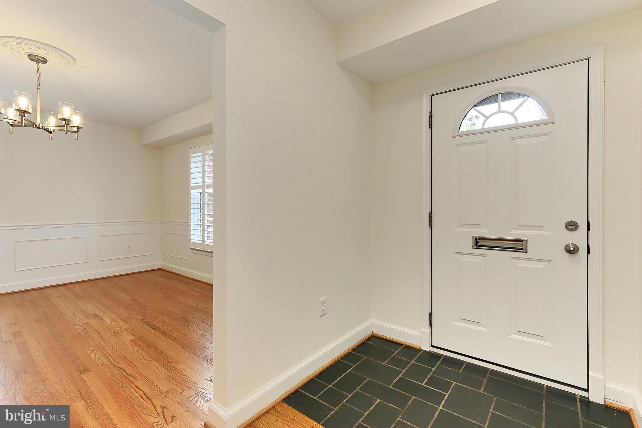 COURT DES MAISONS - Residential