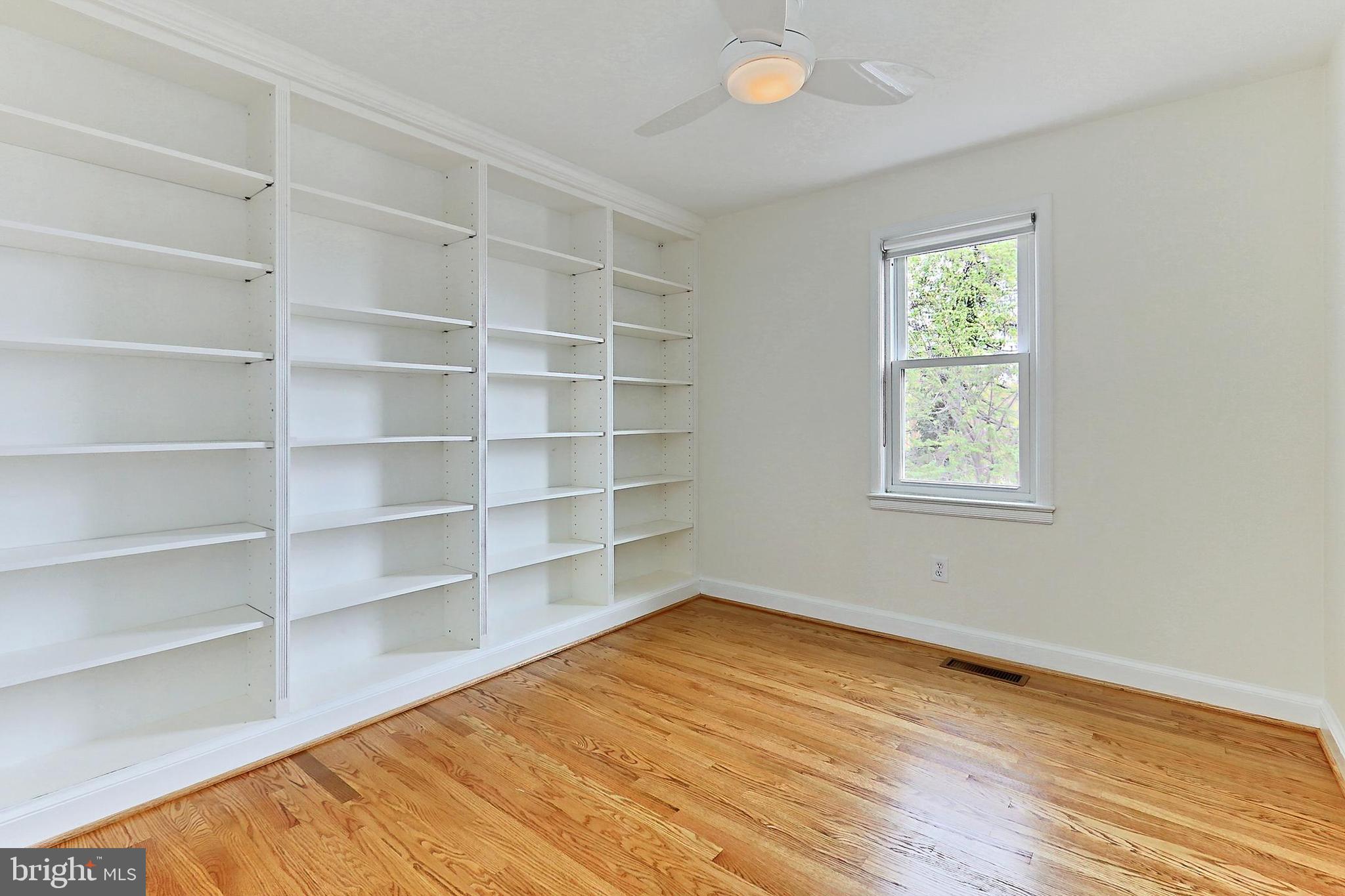 COURT DES MAISONS - Residential