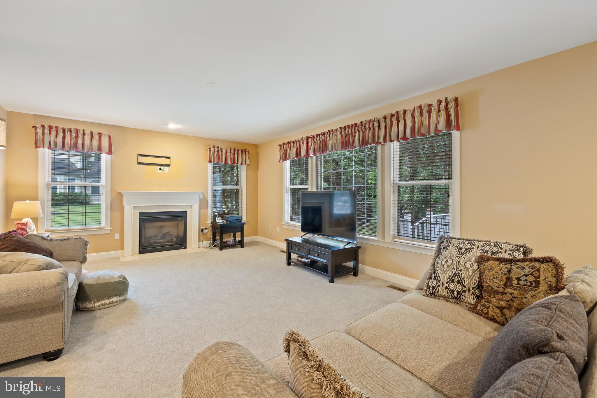 FARMFIELD ESTATES - Residential