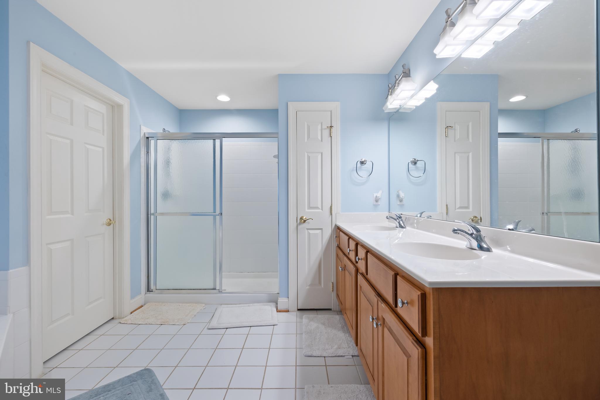 FARMFIELD ESTATES - Residential