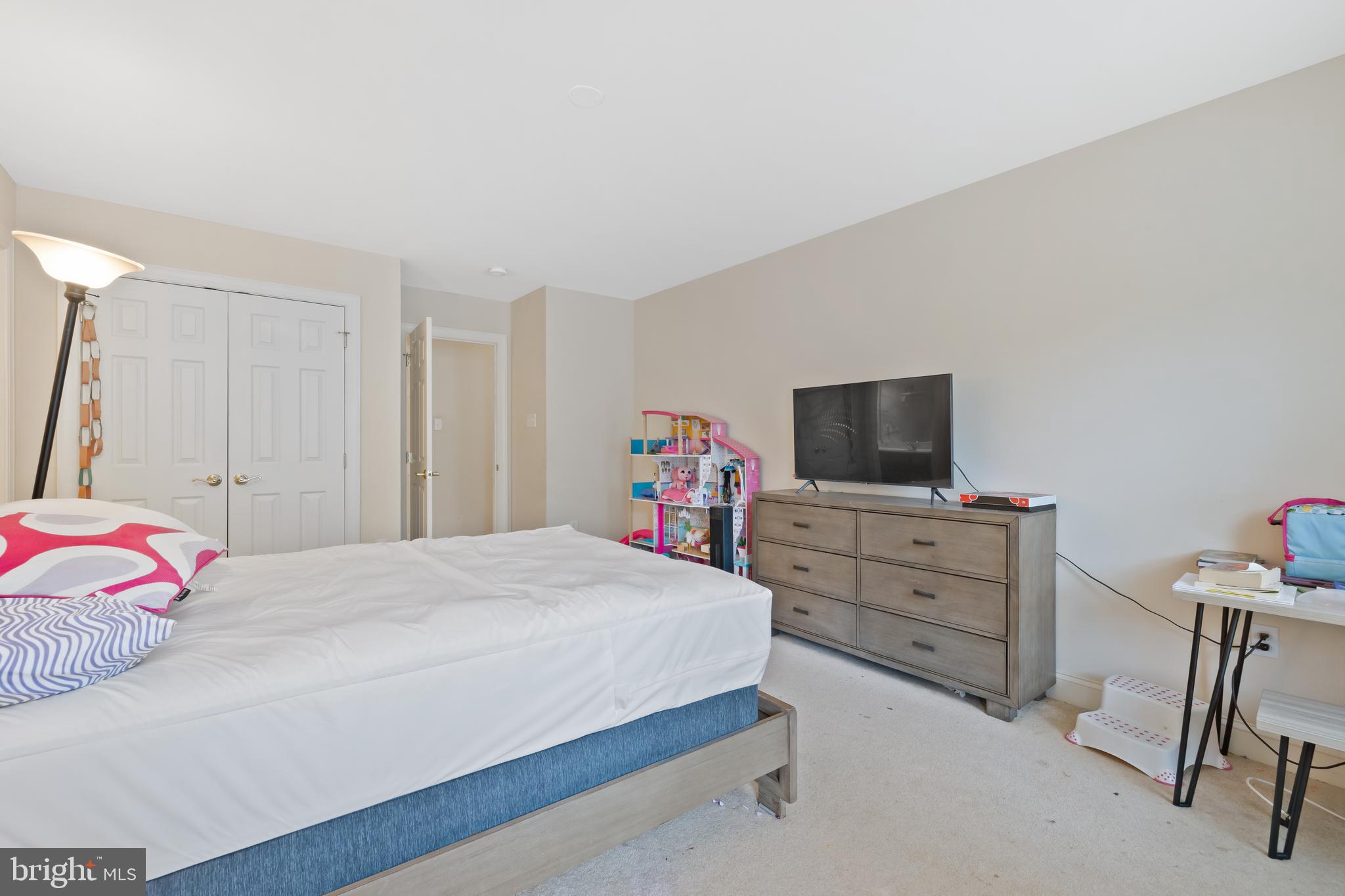 FARMFIELD ESTATES - Residential