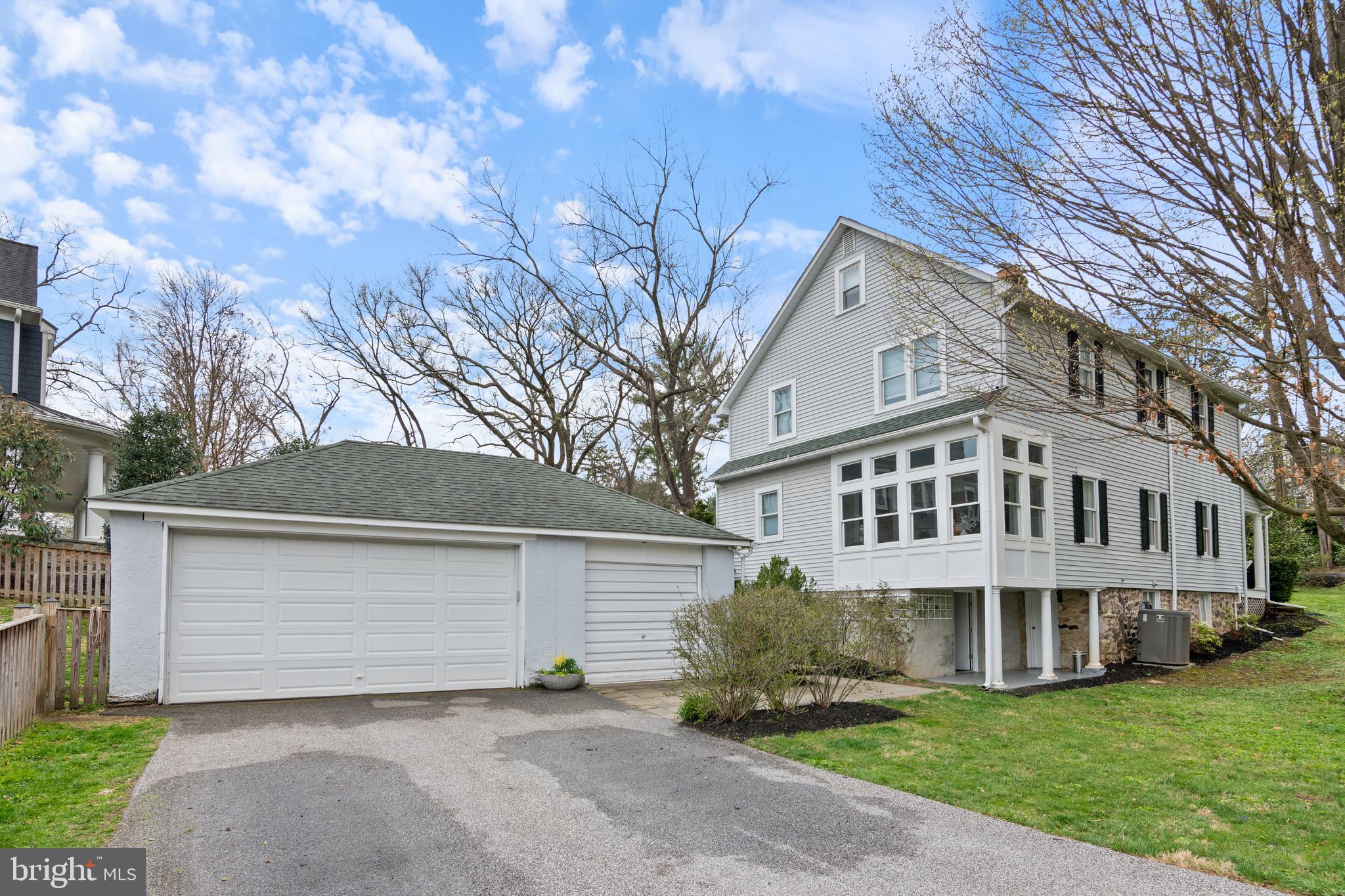 RUXTON - Residential