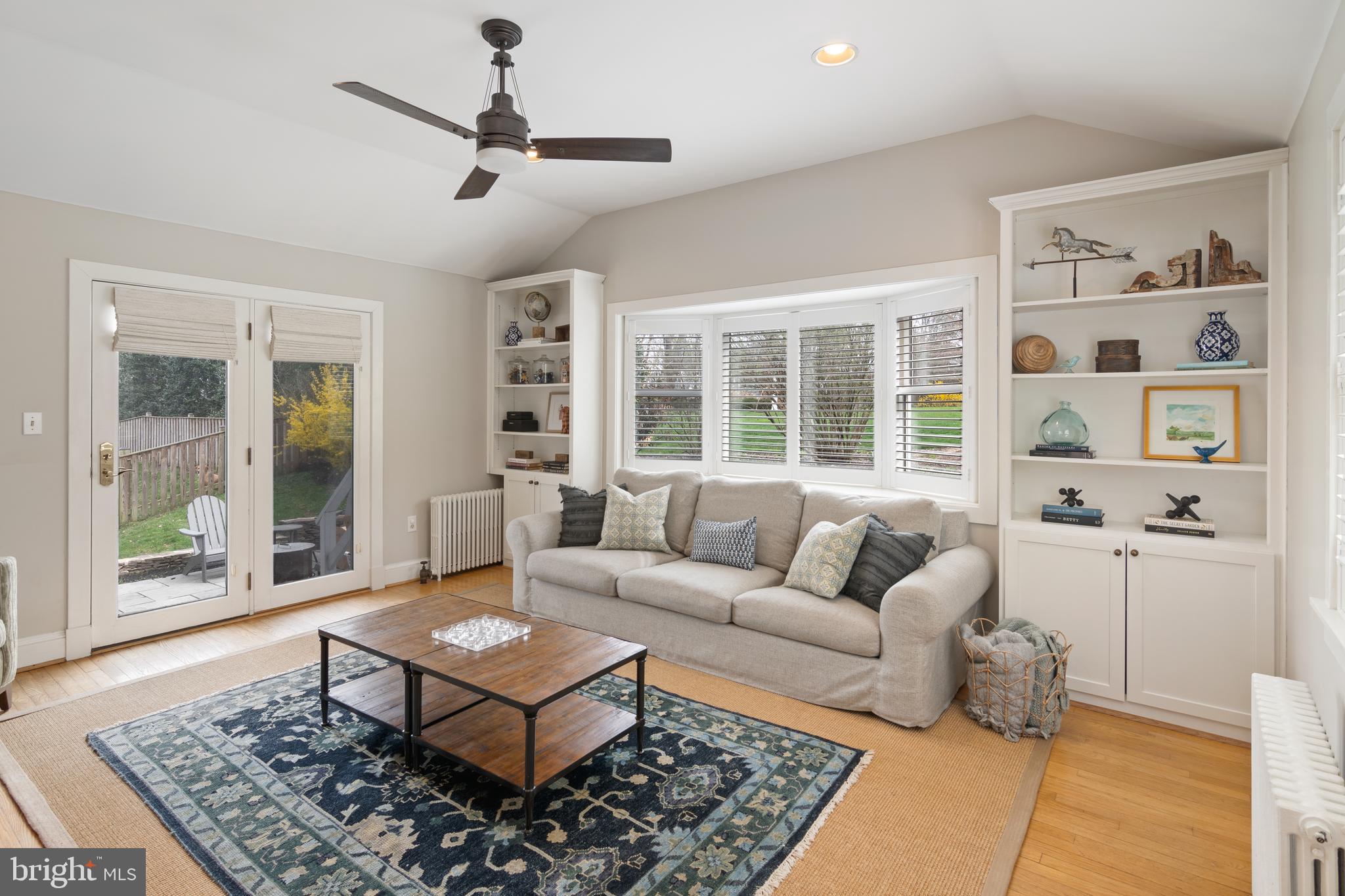 RUXTON - Residential