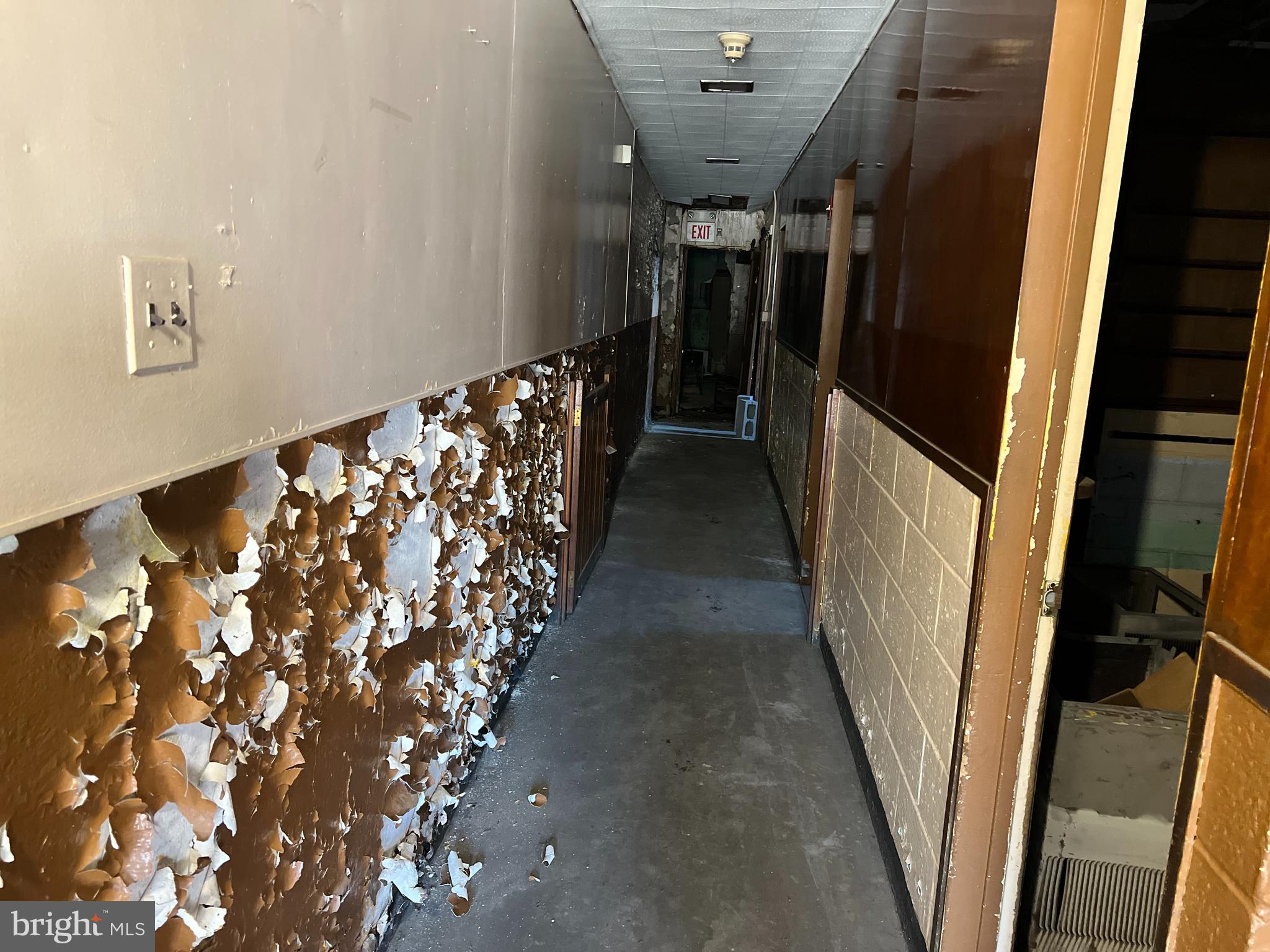 NORTH CENTRAL - Commercial Sale