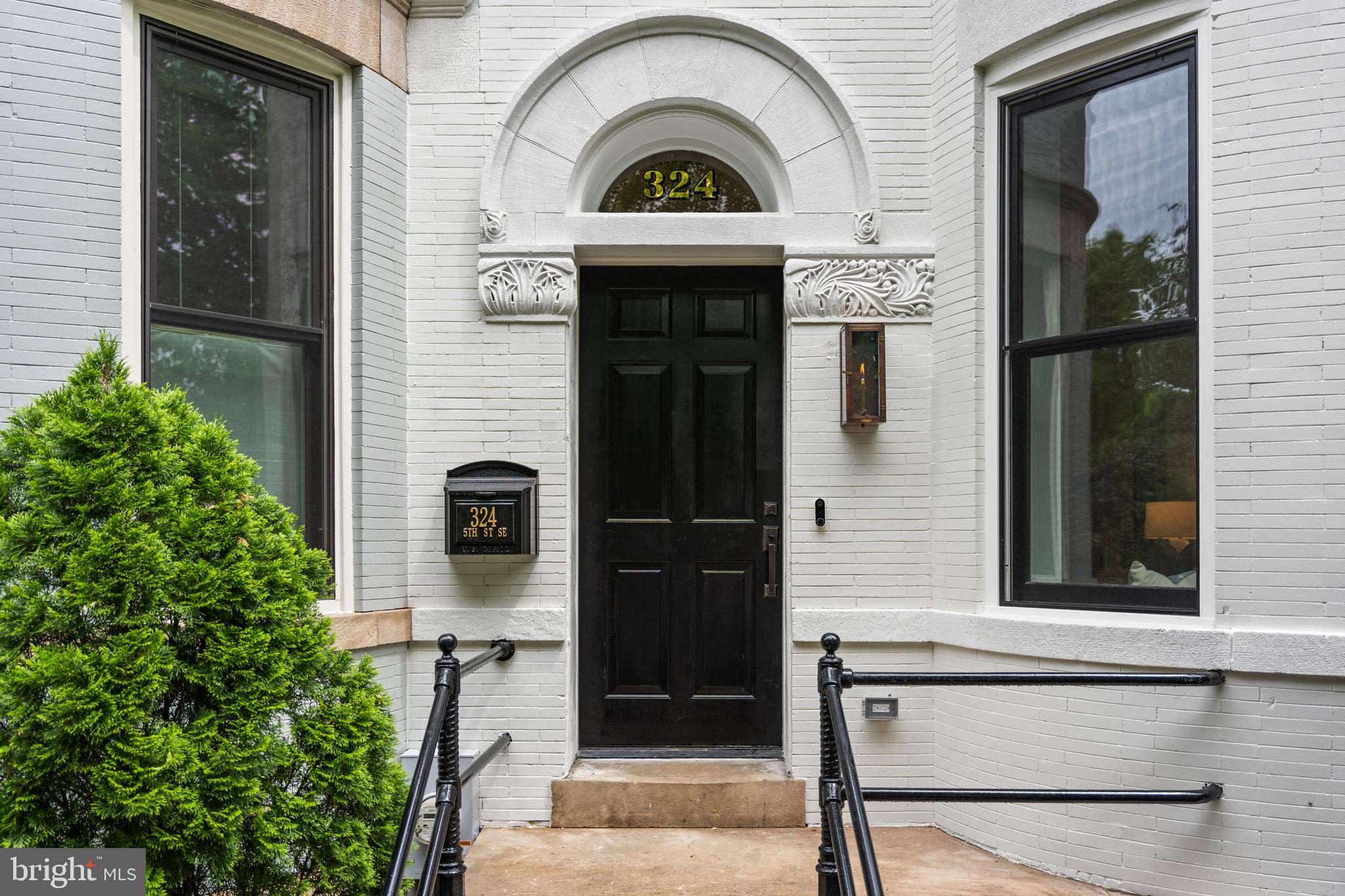 324 5TH STREET SE