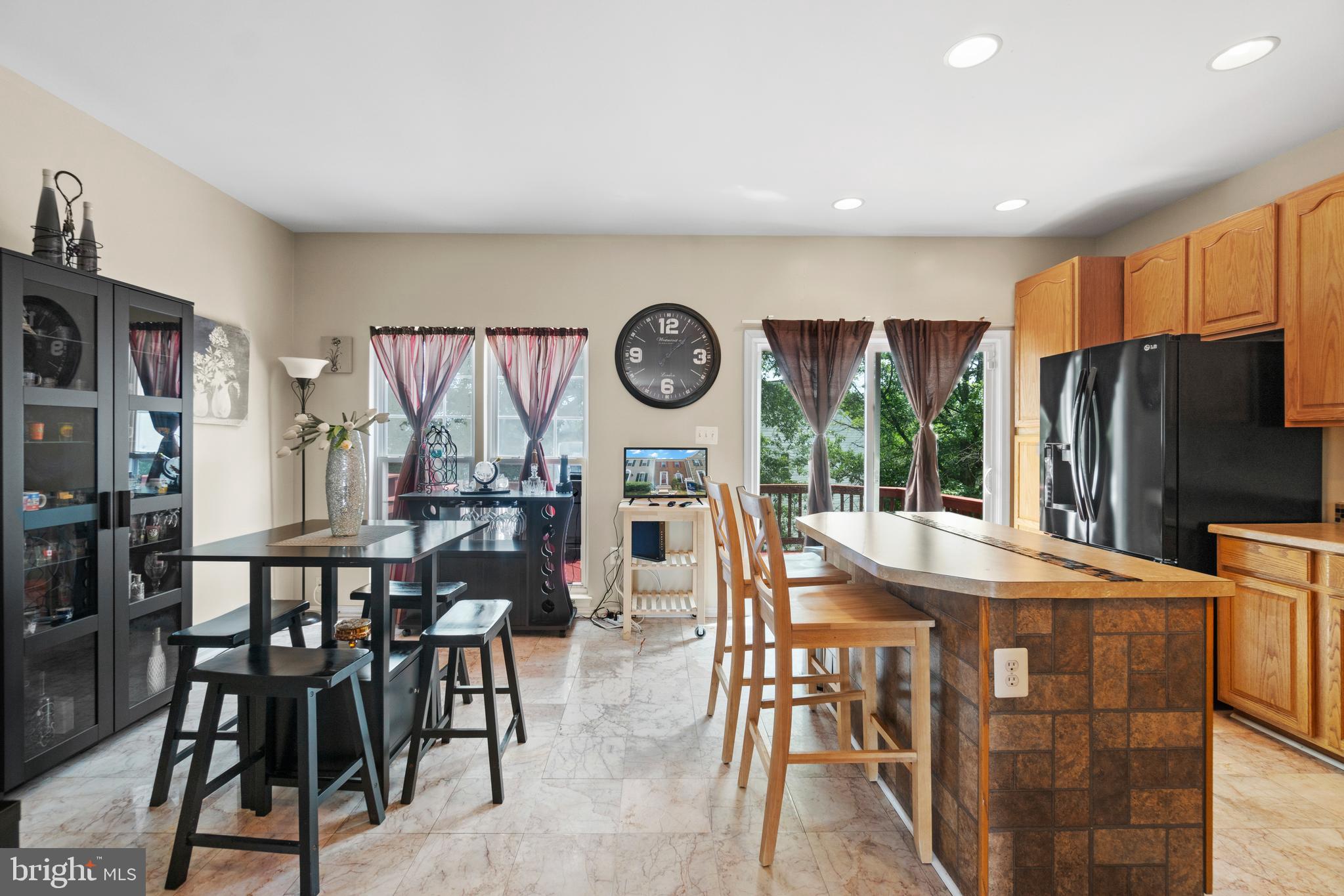 ROLLING BROOK - Residential