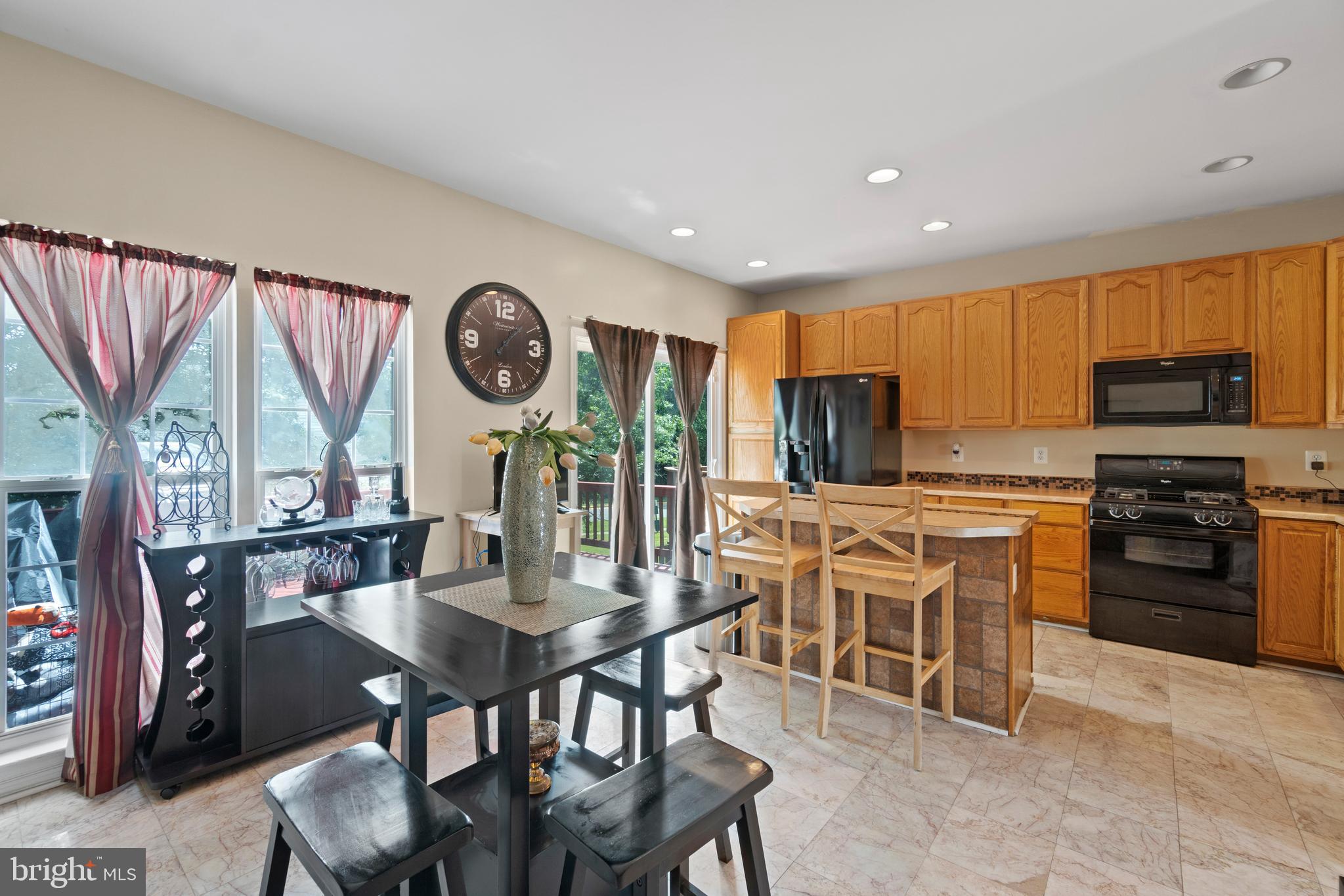 ROLLING BROOK - Residential