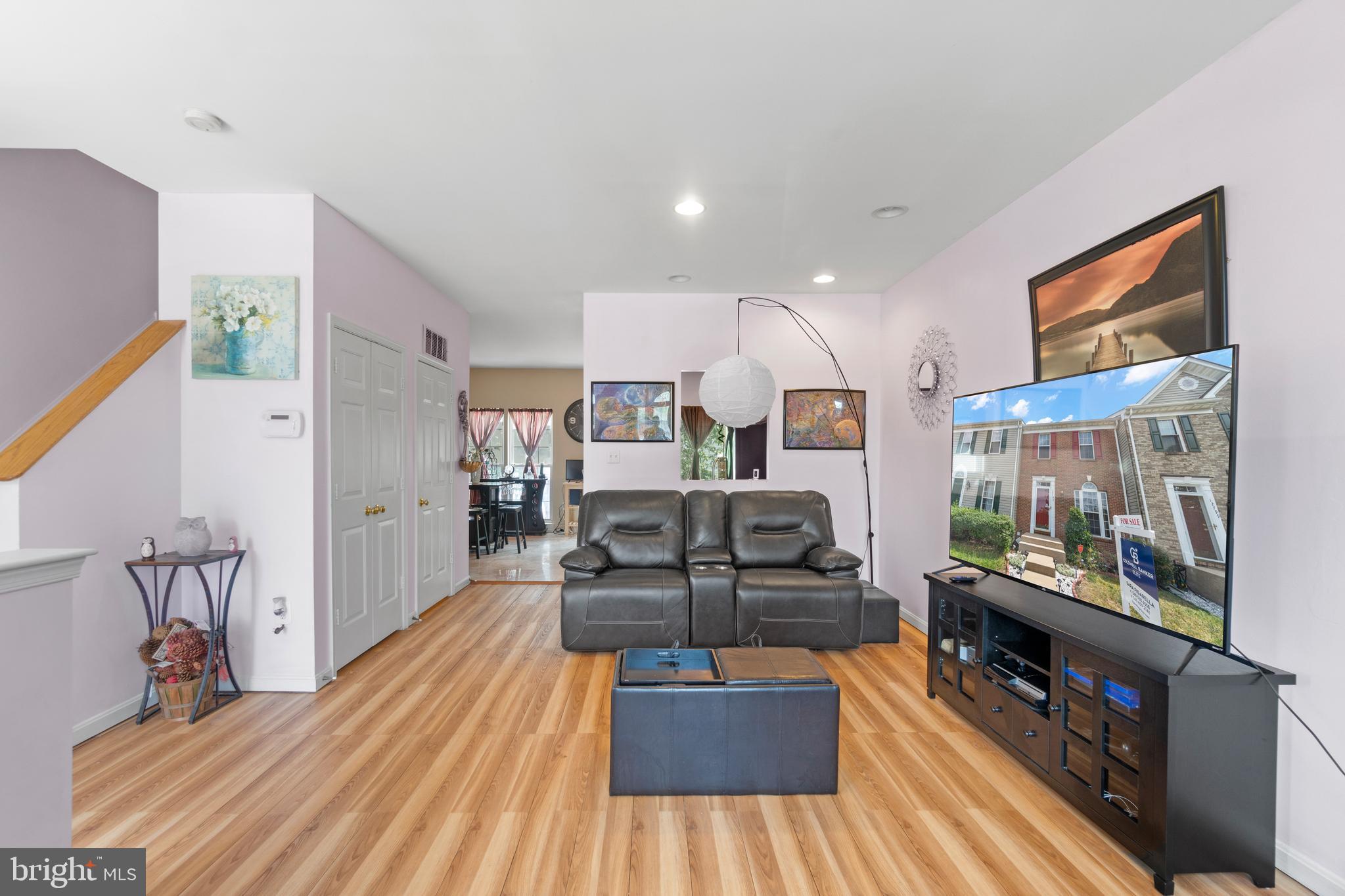 ROLLING BROOK - Residential