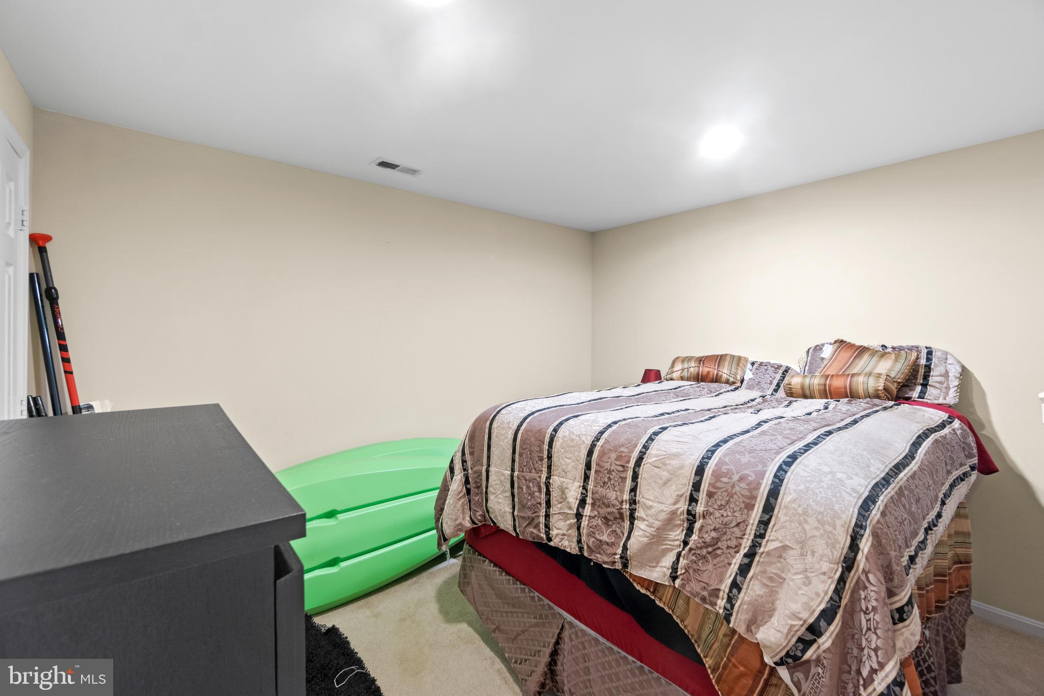 ROLLING BROOK - Residential