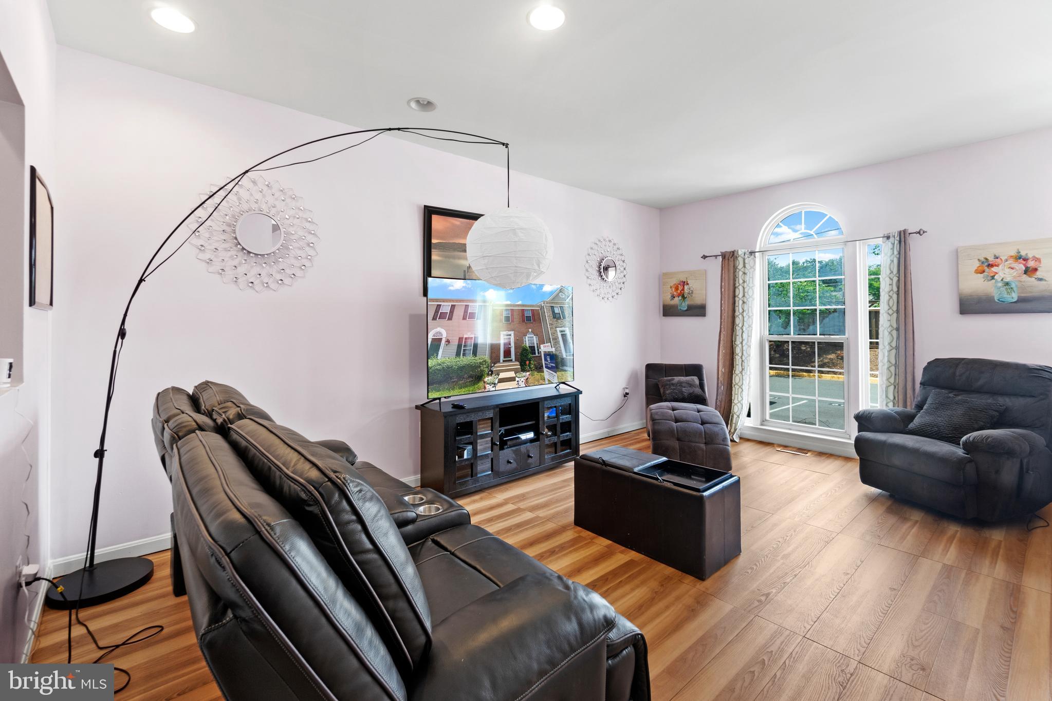 ROLLING BROOK - Residential