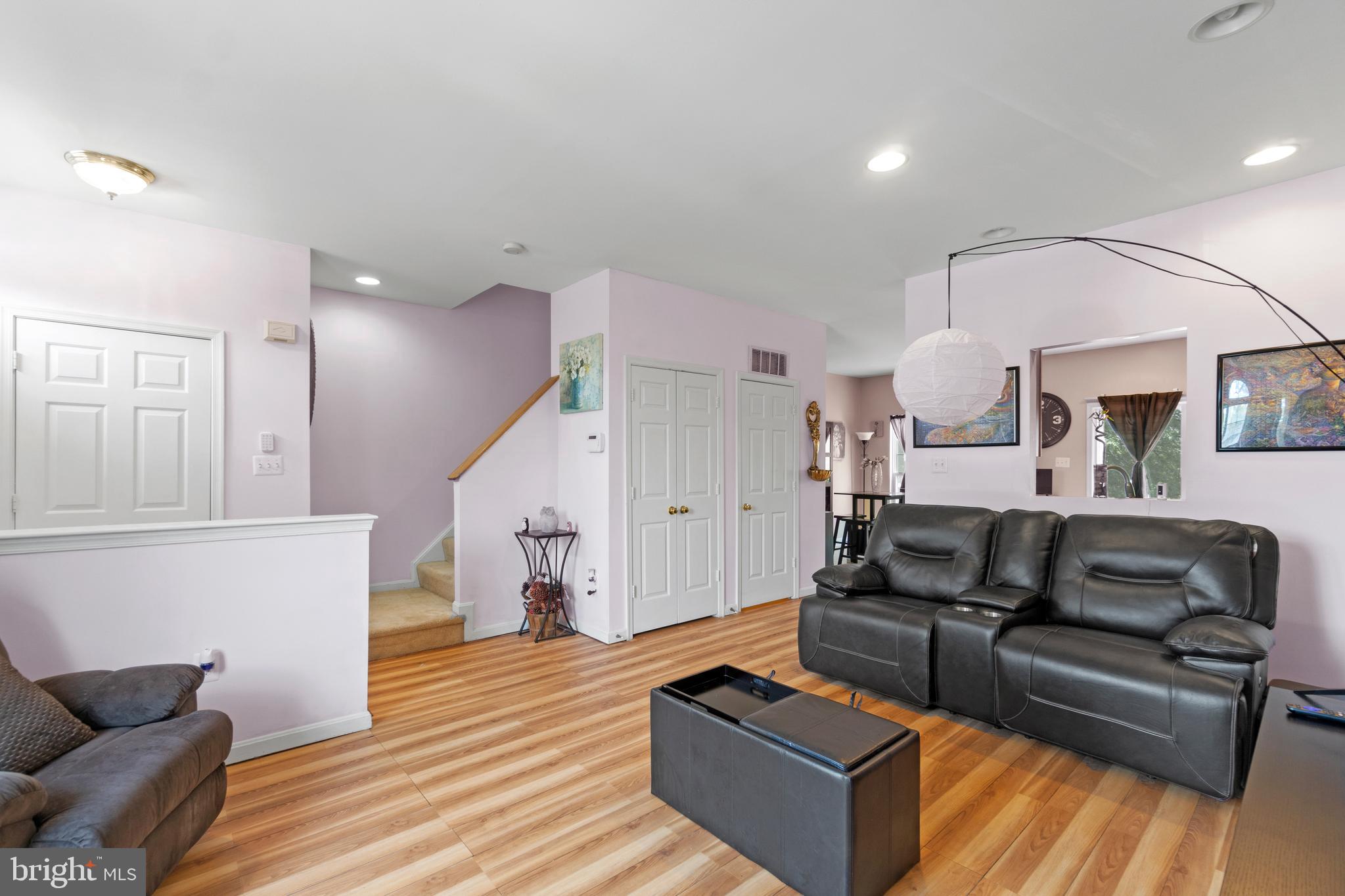 ROLLING BROOK - Residential