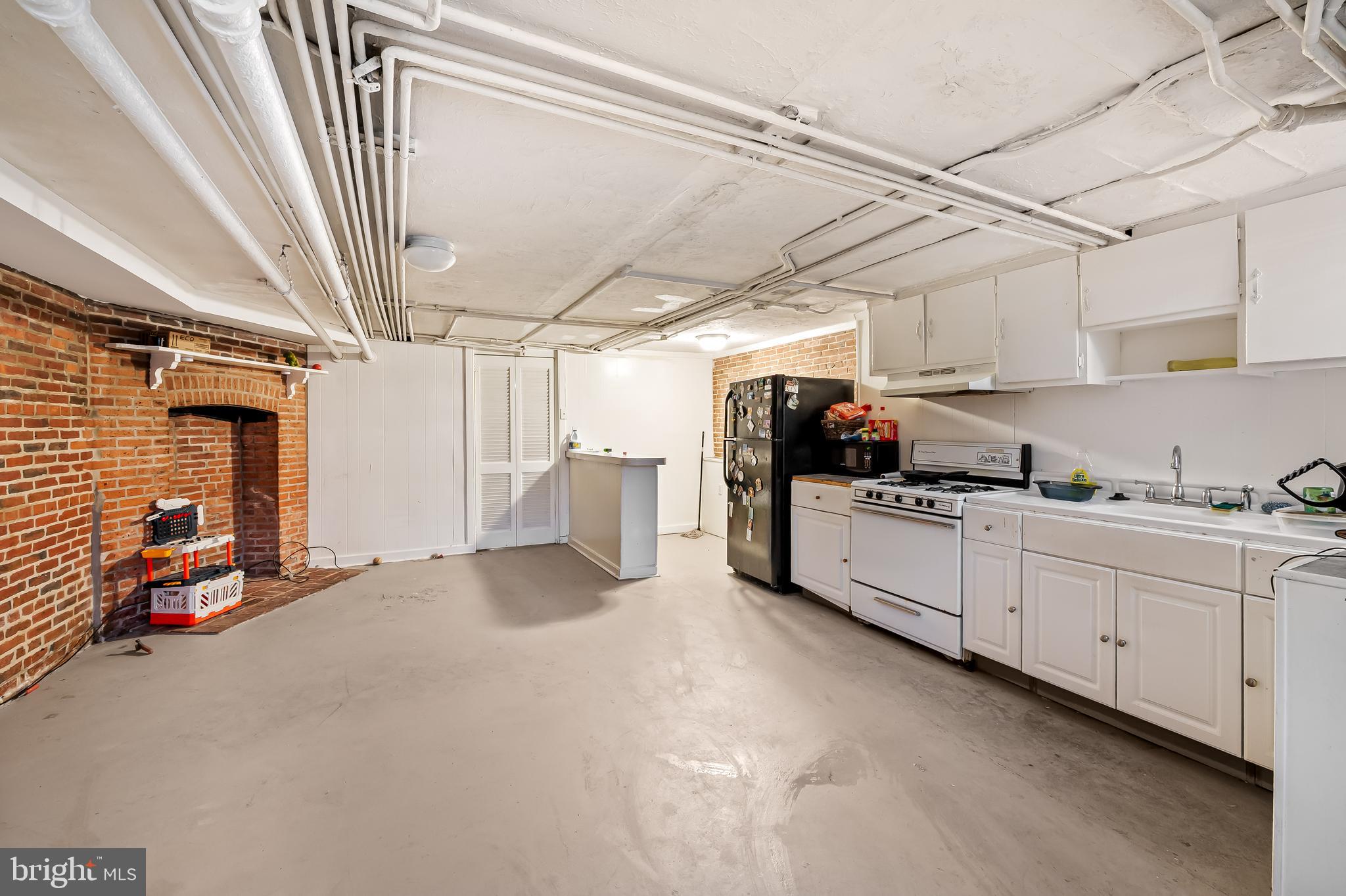 BOLTON HILL HISTORIC DISTRICT - Residential Income