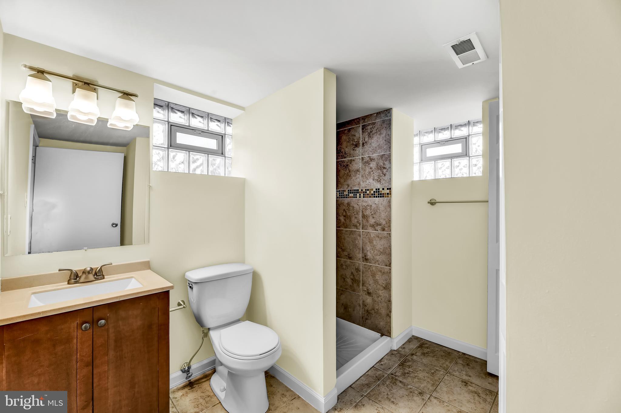 WESTMORELAND FRUIT FARM - Residential