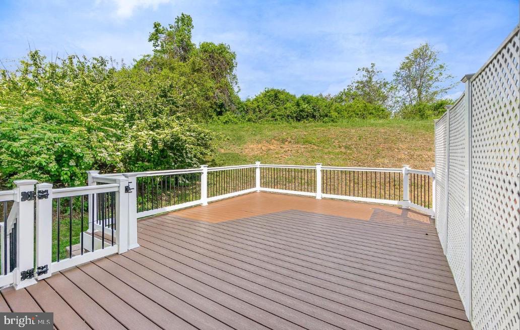 CONSTANT FRIENDSHIP - Residential Lease