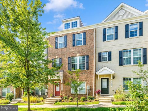 2916 PINEBROOK ROAD LANDOVER MD 20785