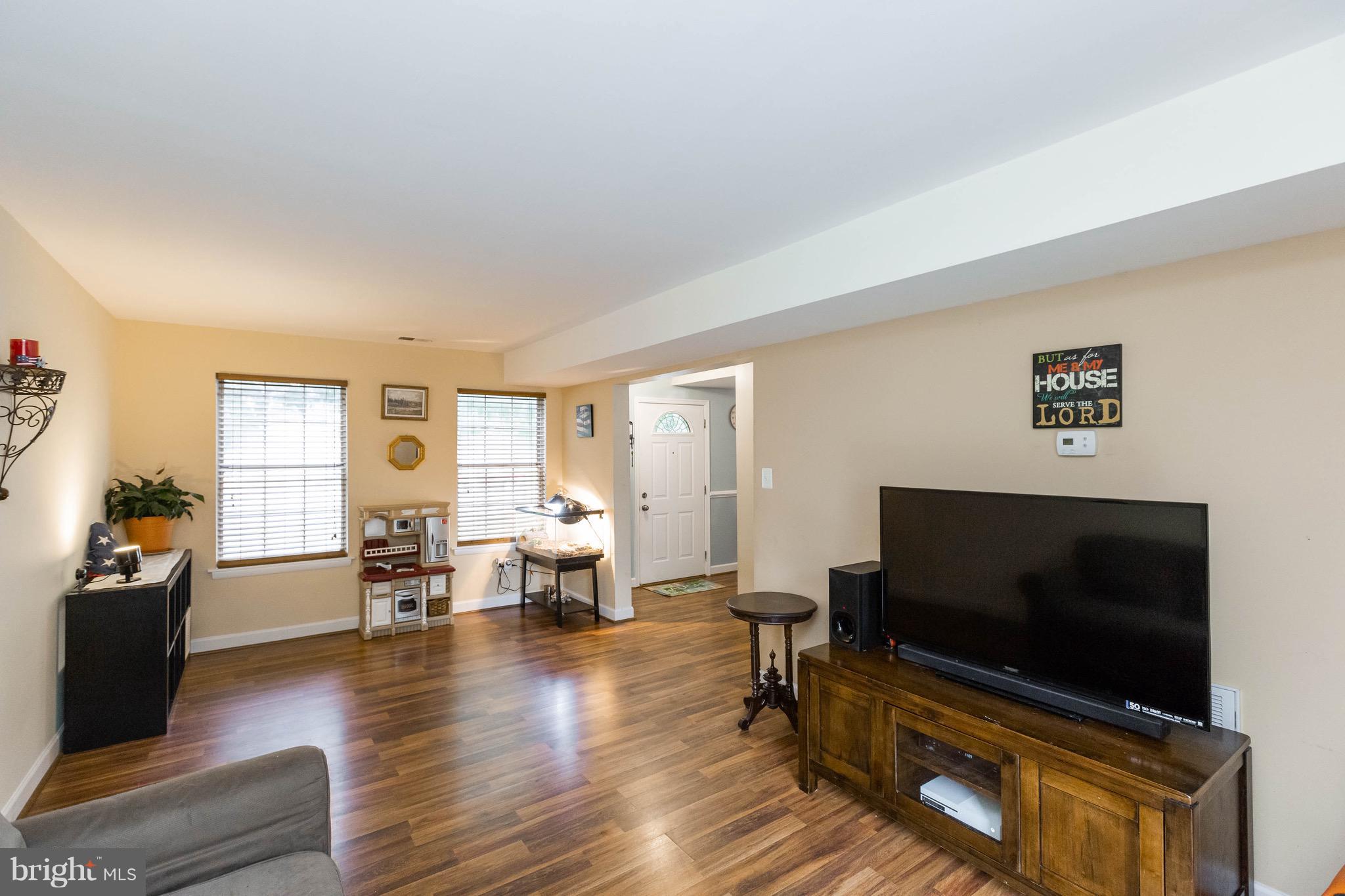 DALE CITY - Residential Lease