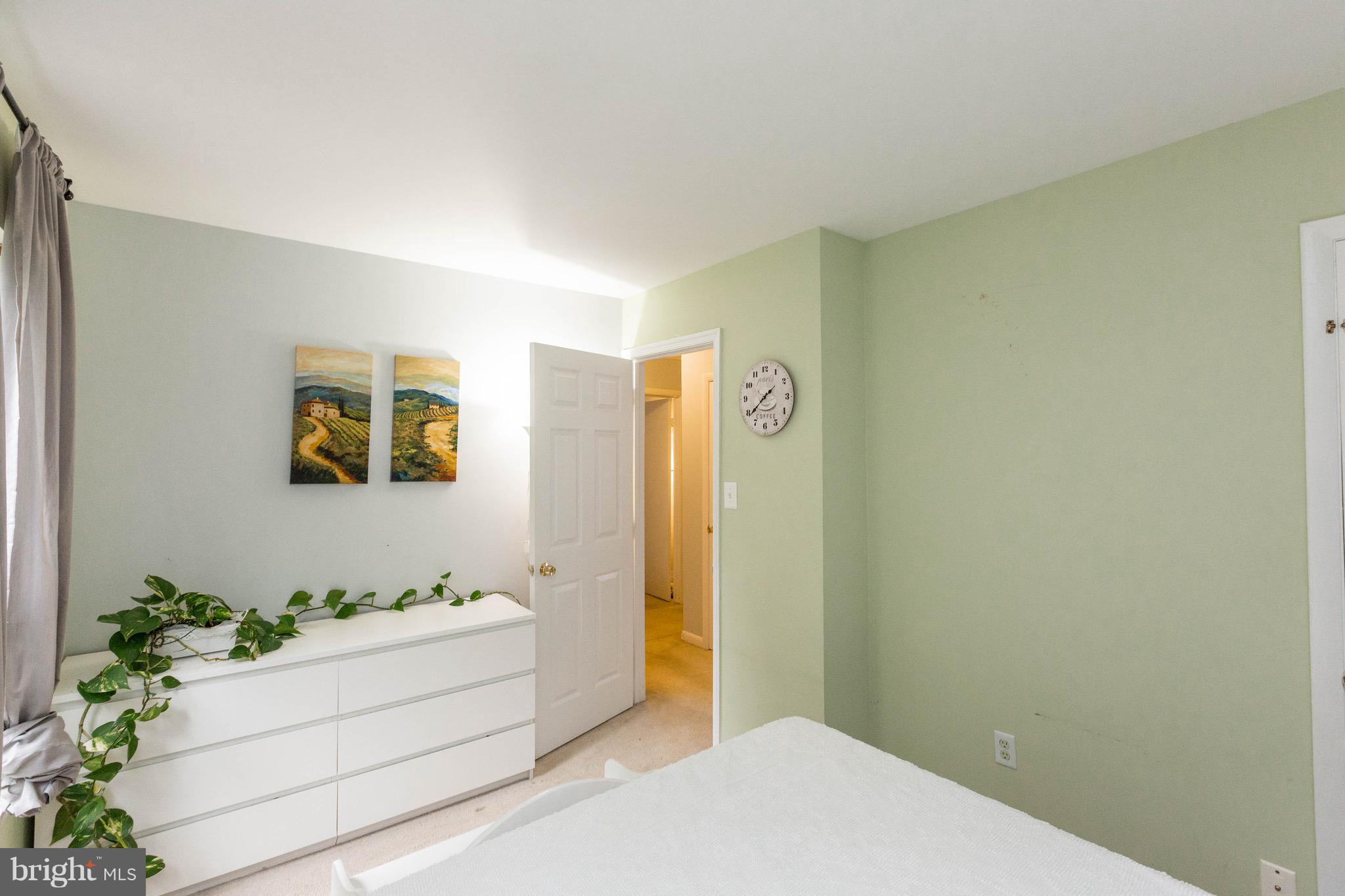 DALE CITY - Residential Lease