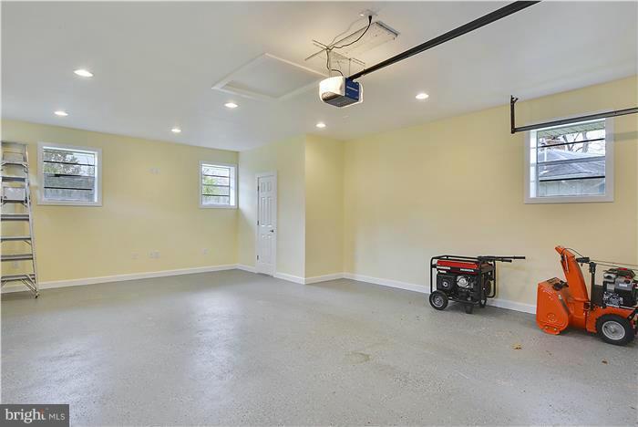 HOLLIN HALL VILLAGE - Residential