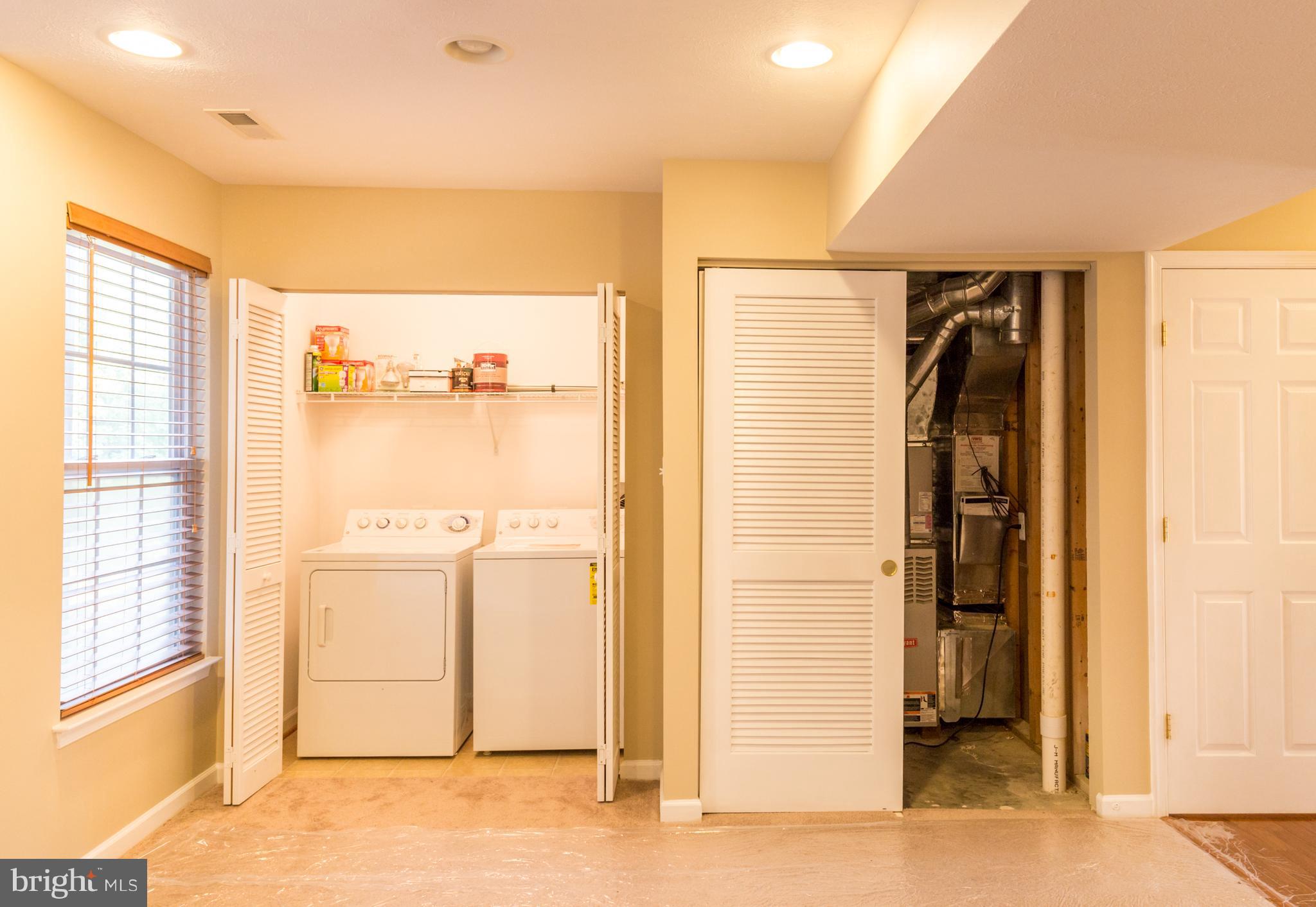 EAGLES LANDING AT WATERS EDGE - Residential