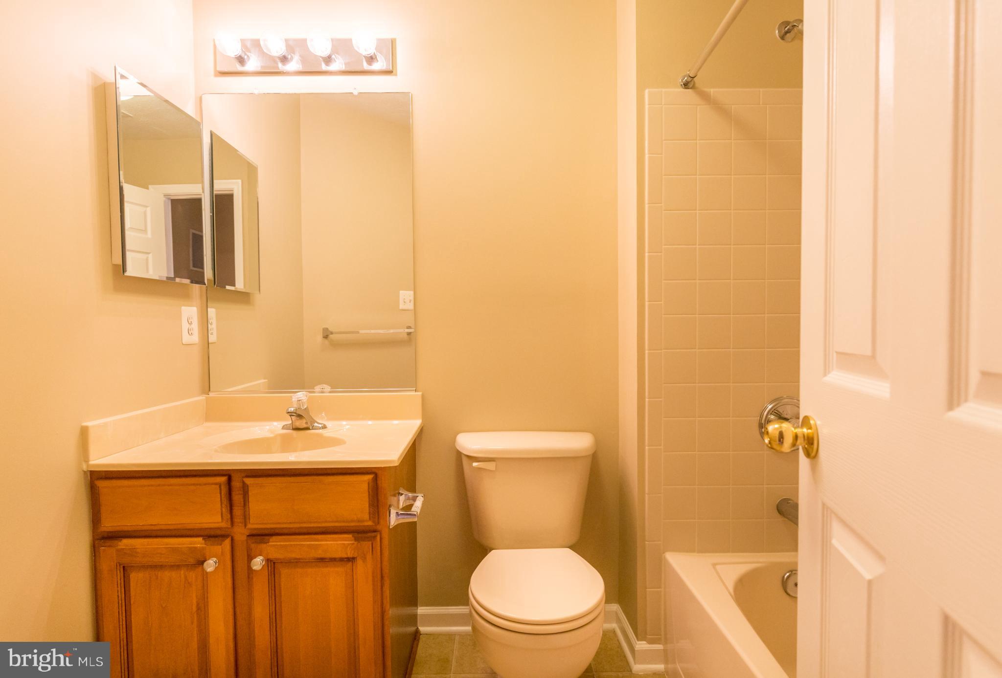 EAGLES LANDING AT WATERS EDGE - Residential