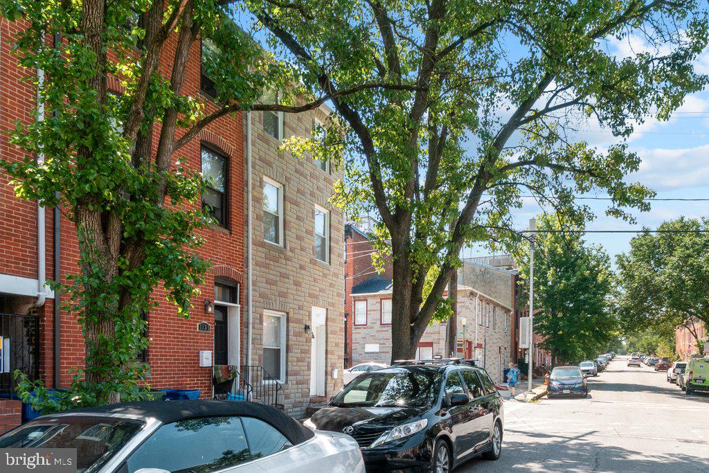 1137 BATTERY AVENUE
