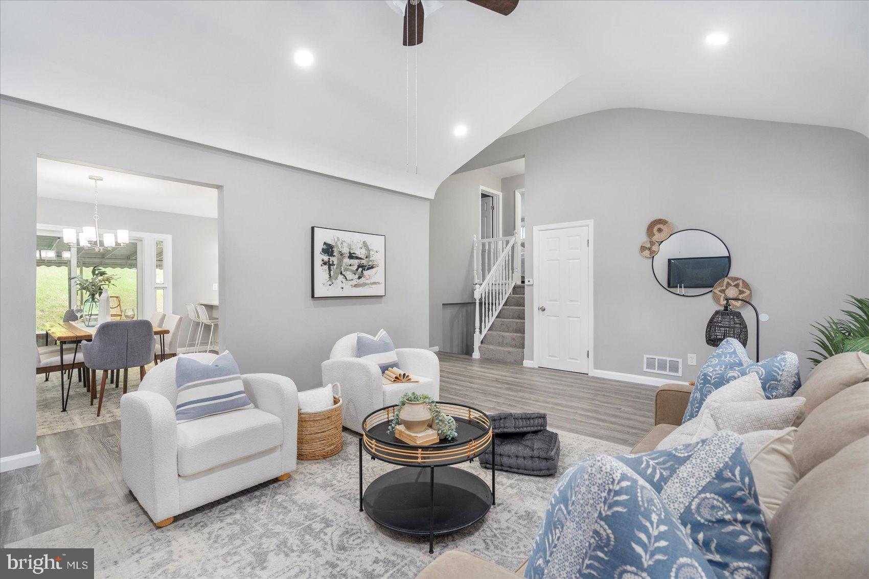 EDNOR GARDENS - LAKESIDE - Residential