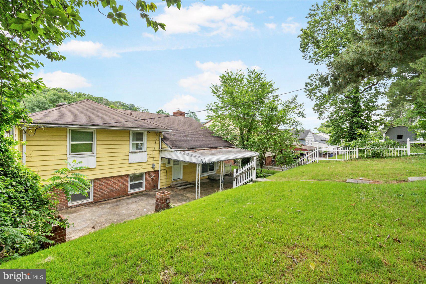 EDNOR GARDENS - LAKESIDE - Residential