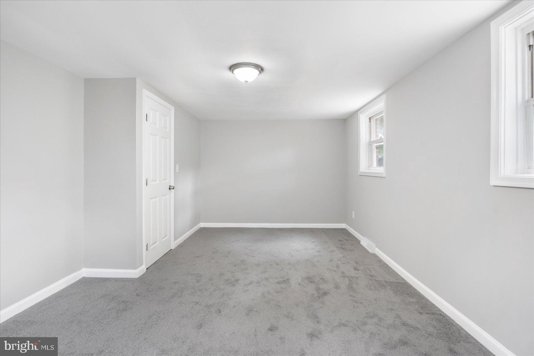 EDNOR GARDENS - LAKESIDE - Residential