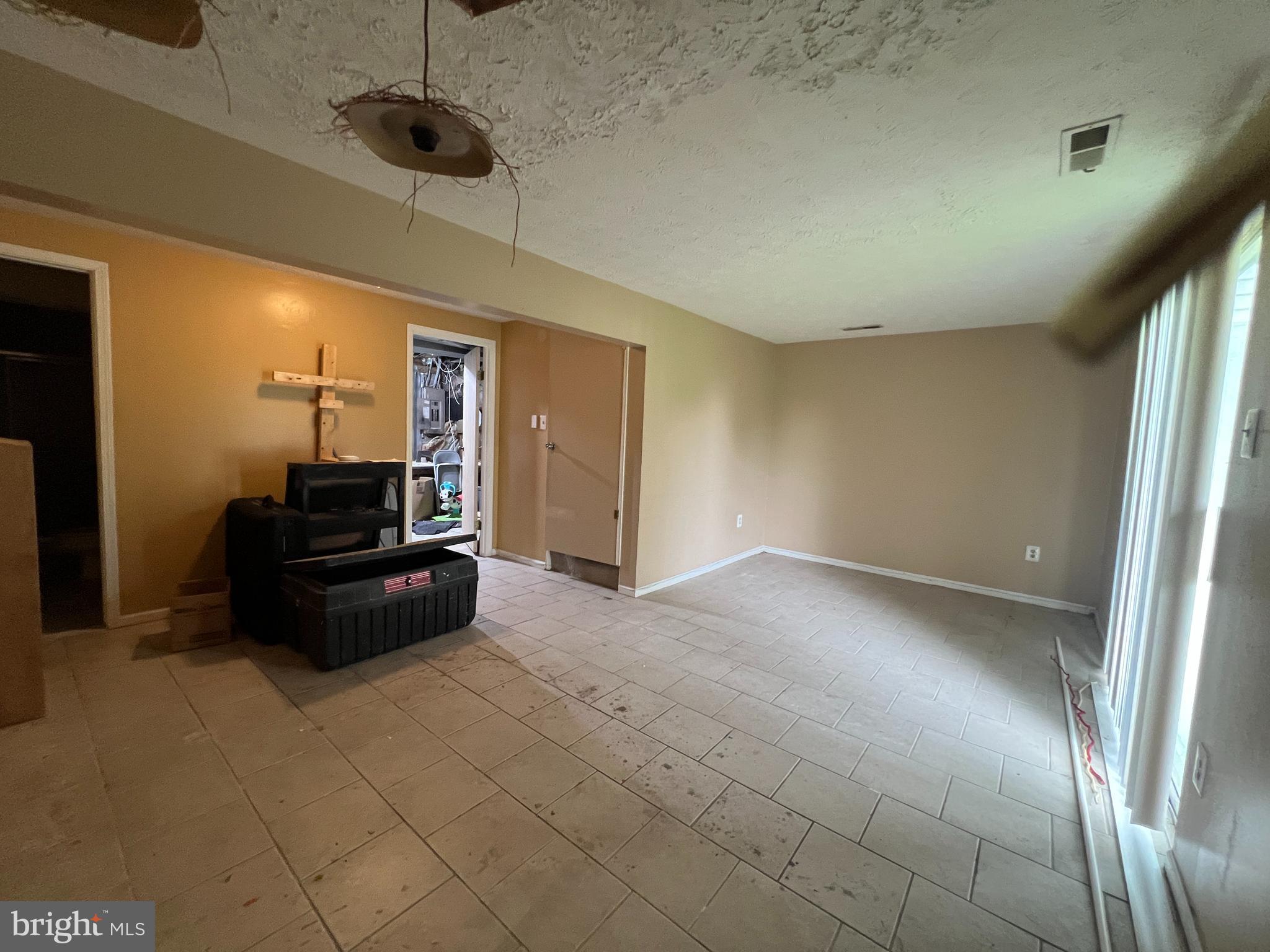 SUMMIT RIDGE - Residential