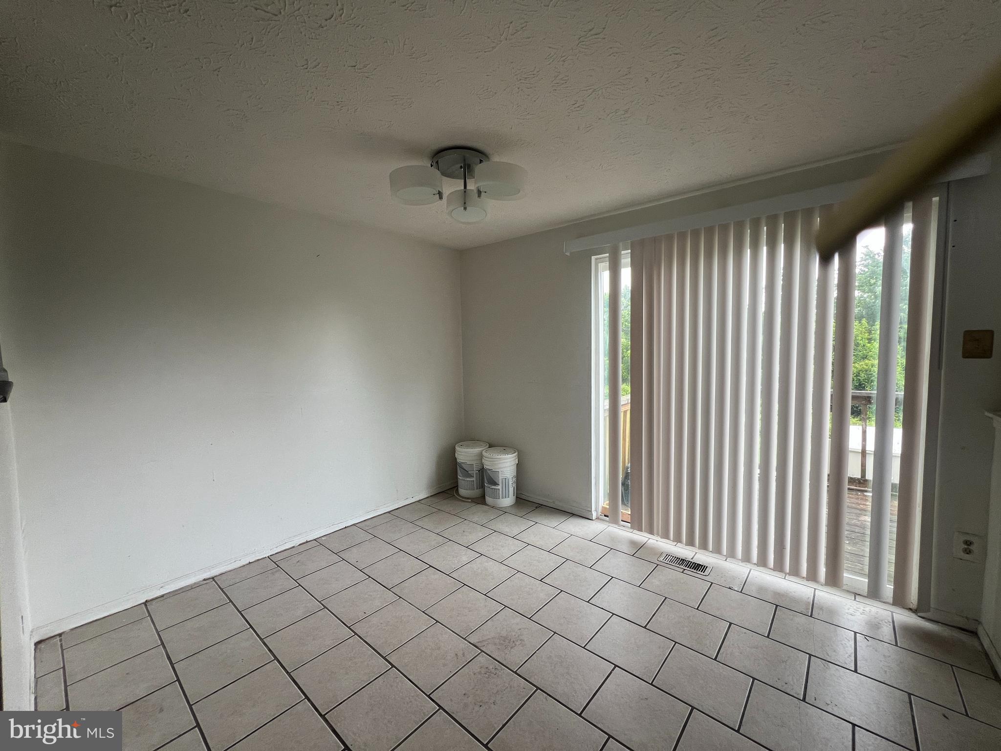 SUMMIT RIDGE - Residential