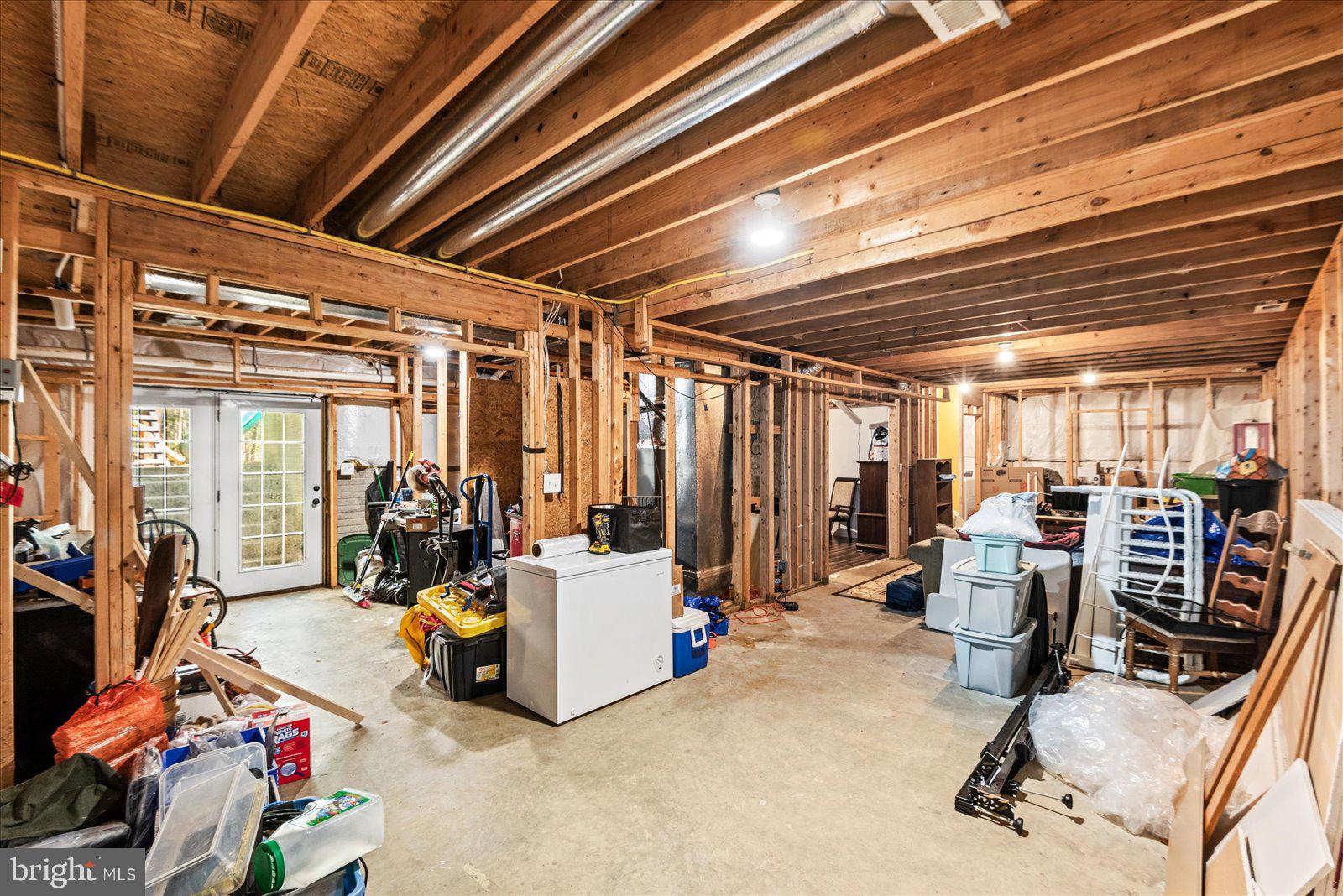 LAKE LAND OR - Residential