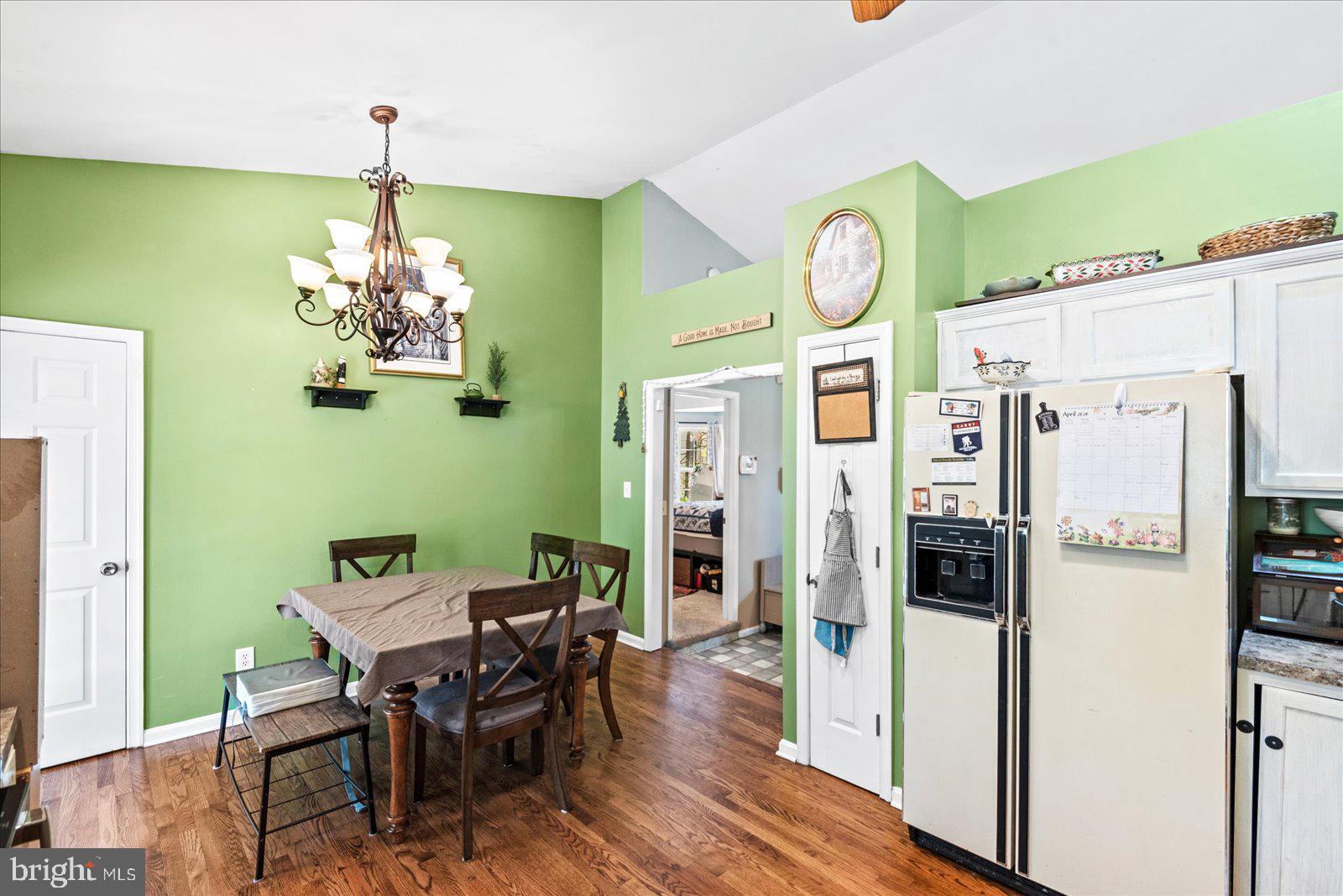 LAKE LAND OR - Residential