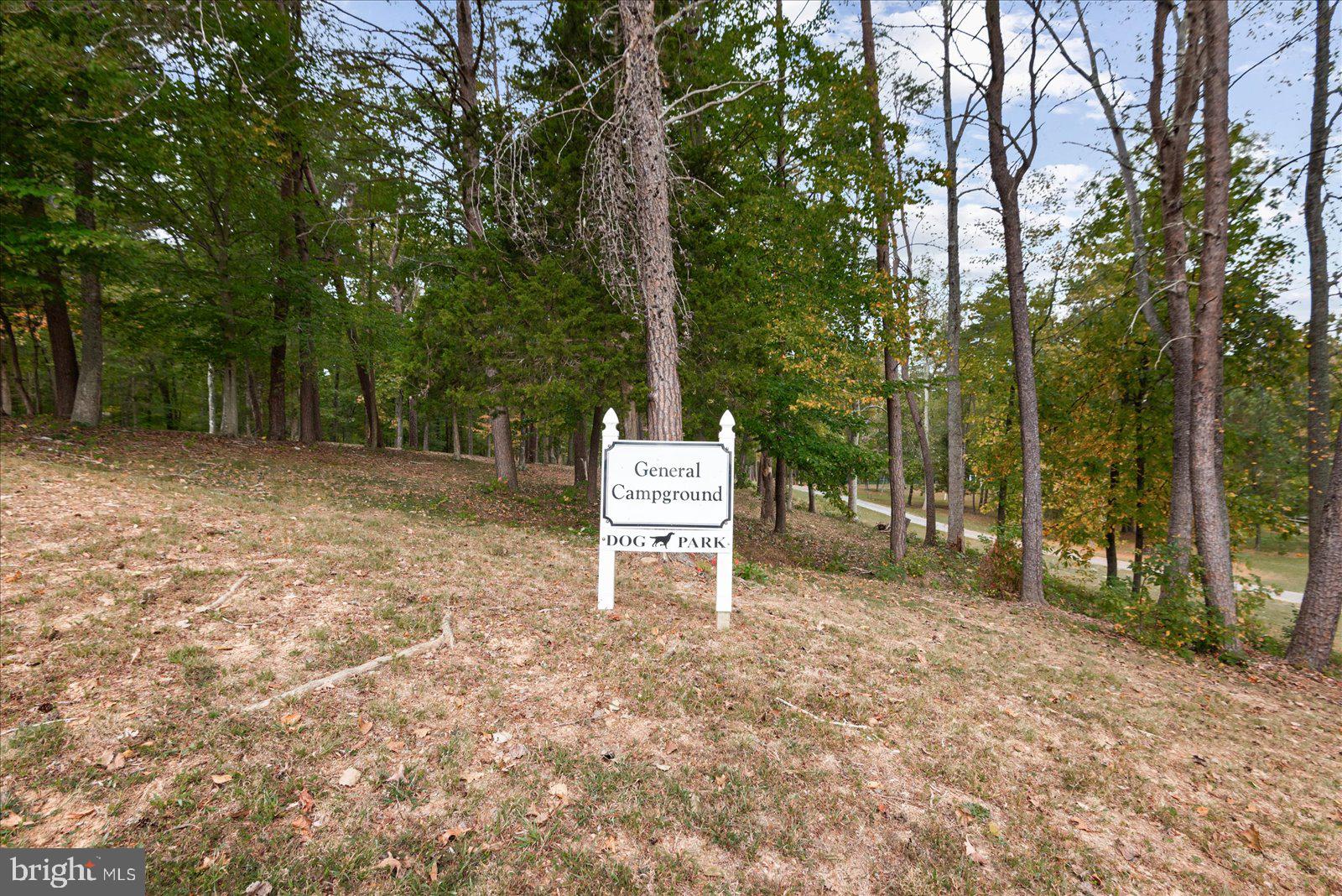 LAKE LAND OR - Residential