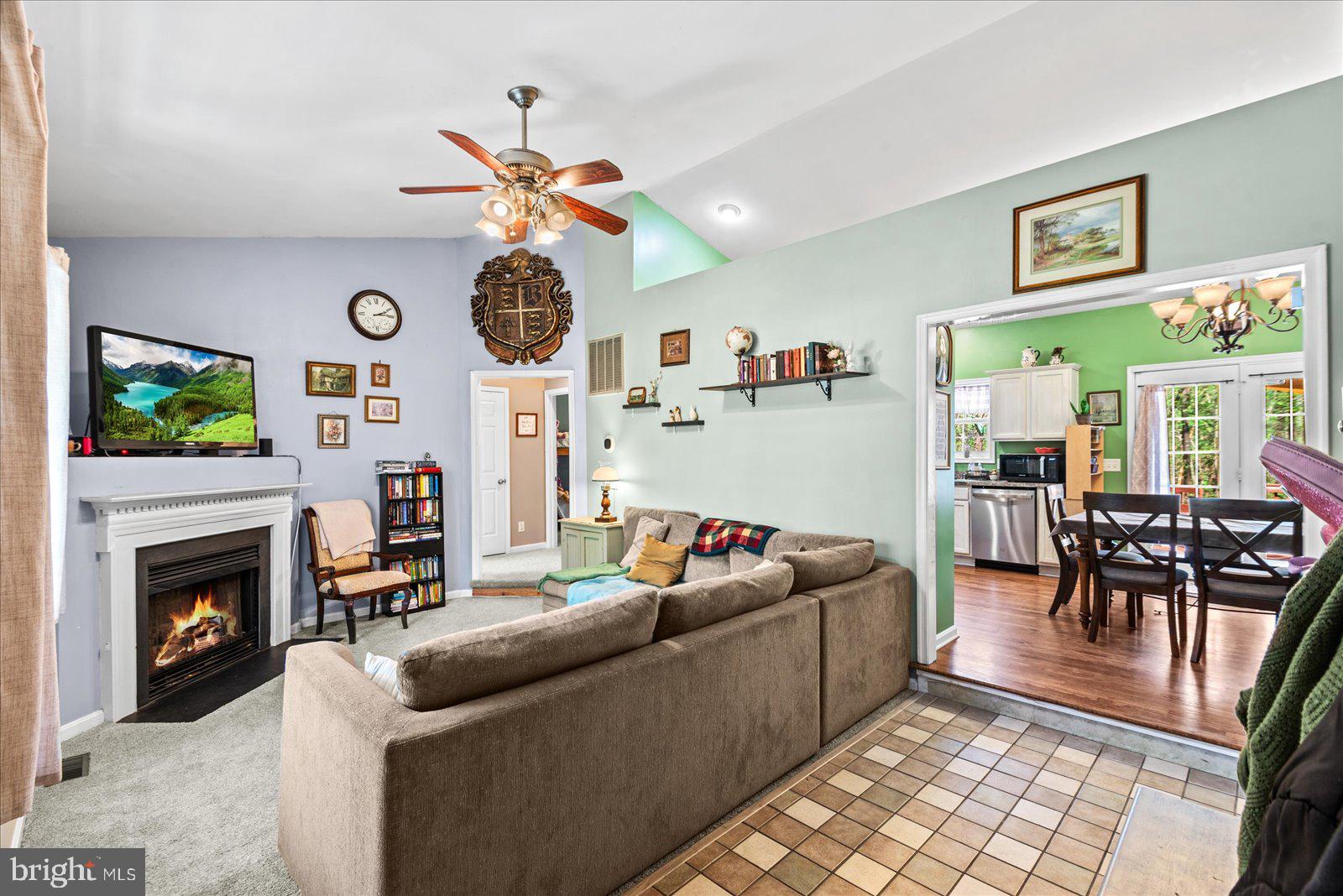 LAKE LAND OR - Residential