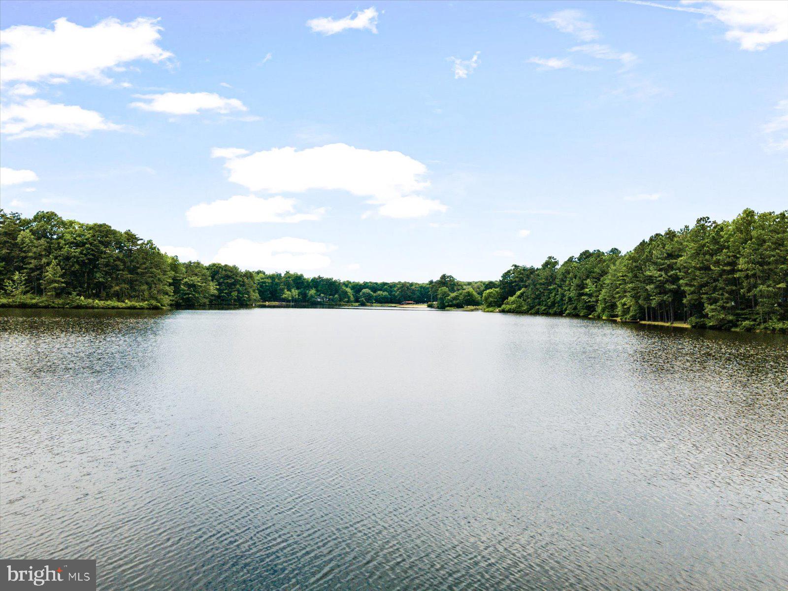 LAKE LAND OR - Residential